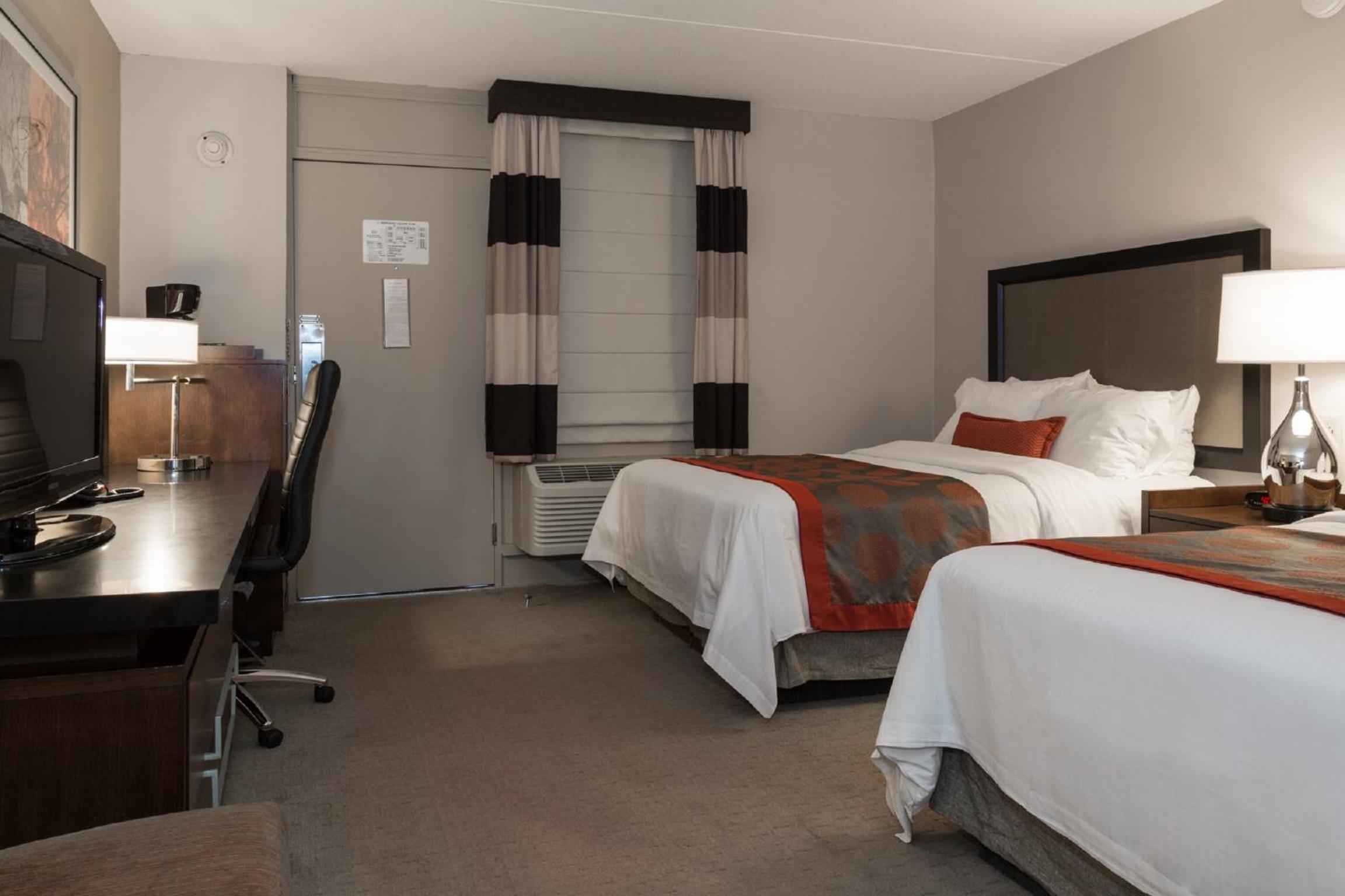 Double Room with Two Double Beds - Non-Smoking
