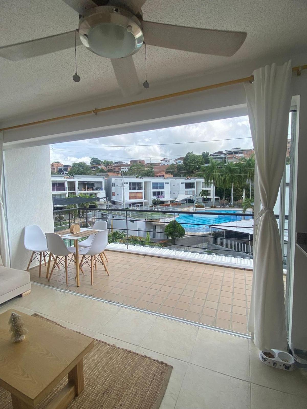 Apartment with Pool View  photo 3
