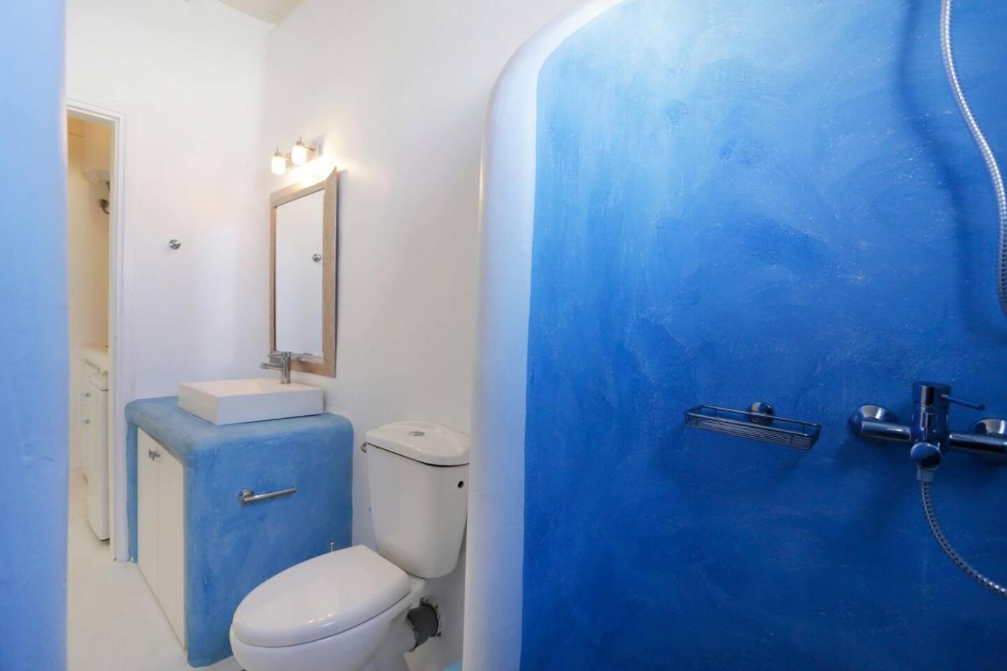 Blue Sea View Studio photo 3
