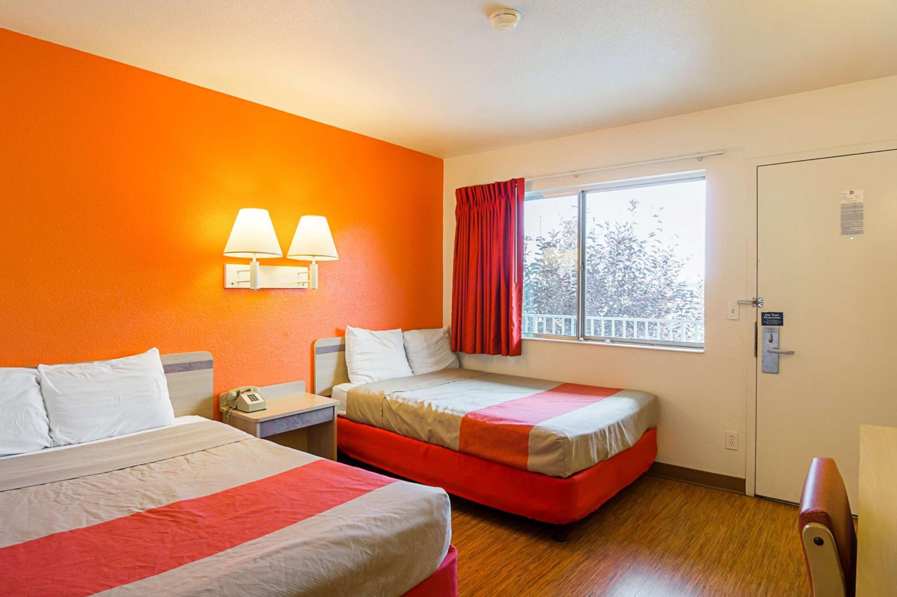 Quadruple Room - Disability Access - Non-Smoking photo 1
