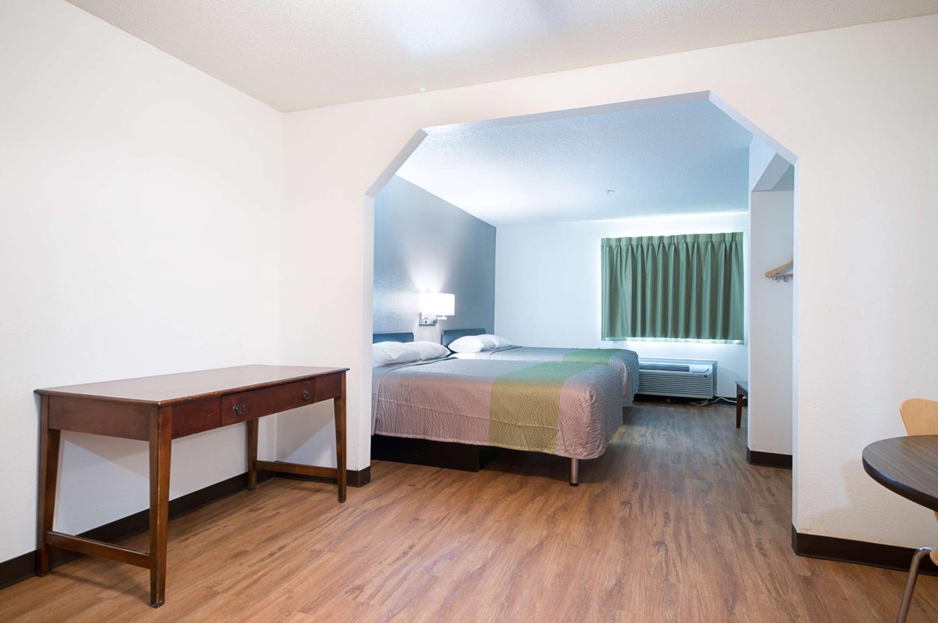 Motel 6-New Iberia, LA, Photo 5