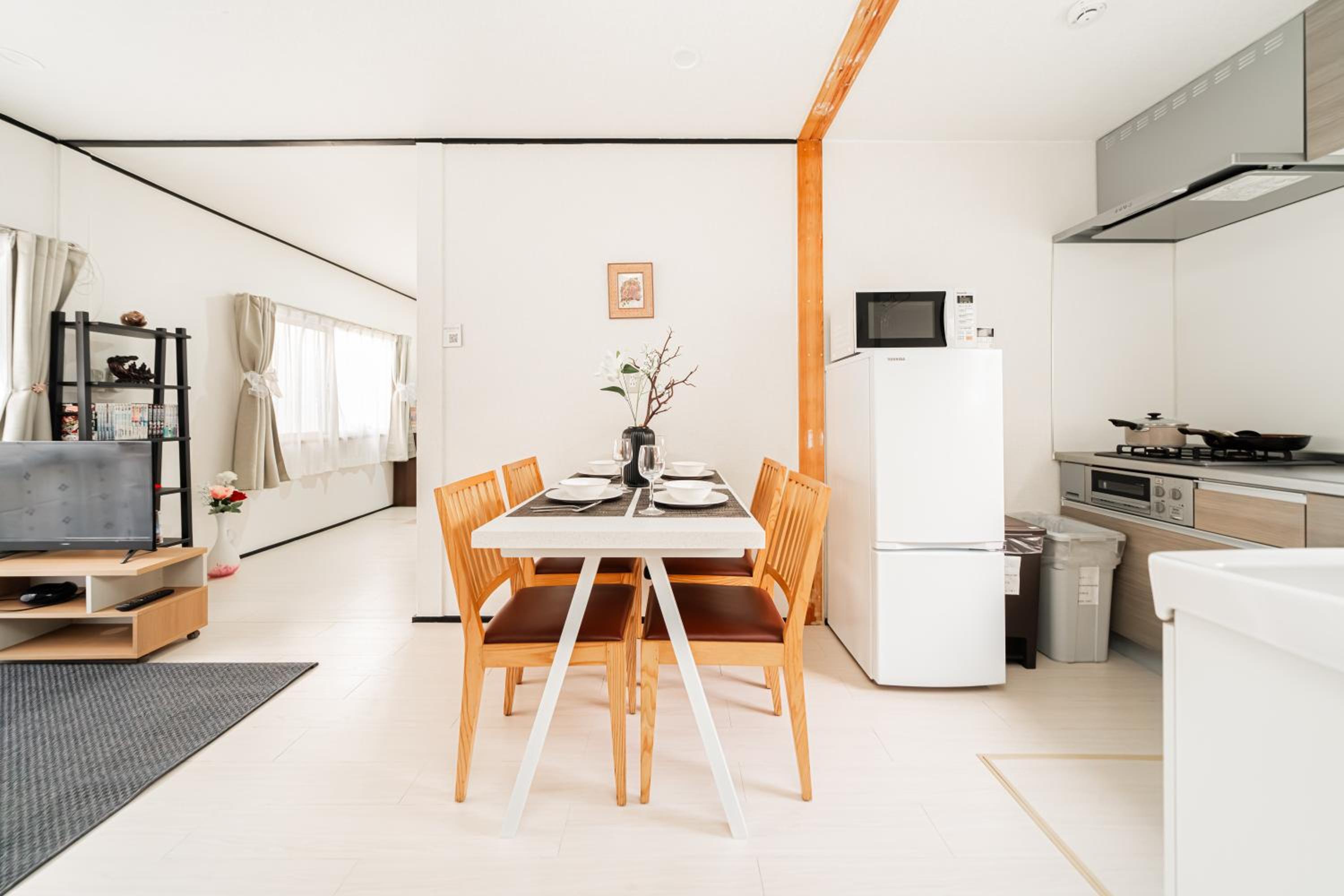 Three-Bedroom Apartment photo 1