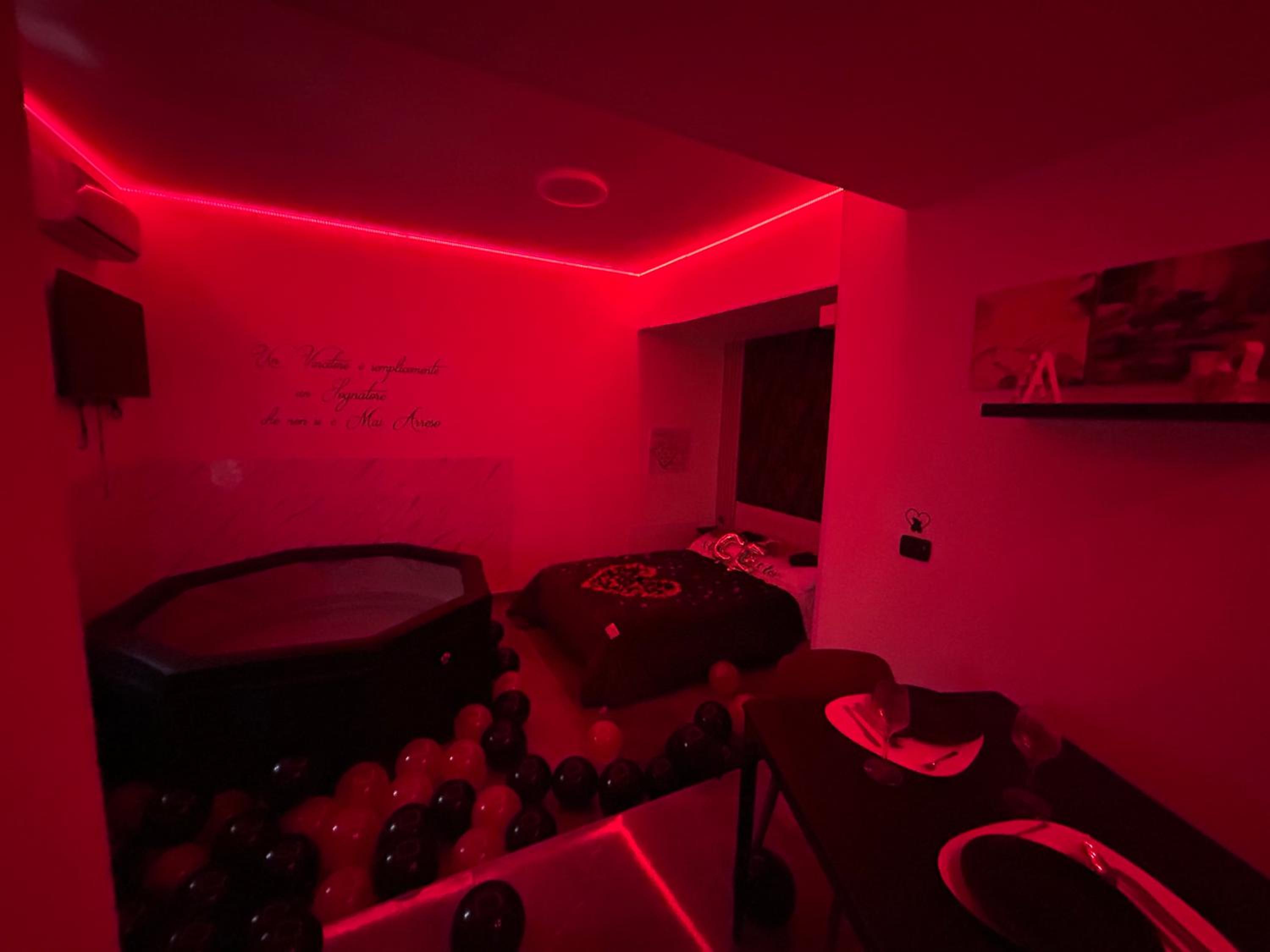 Queen Room with Spa Bath