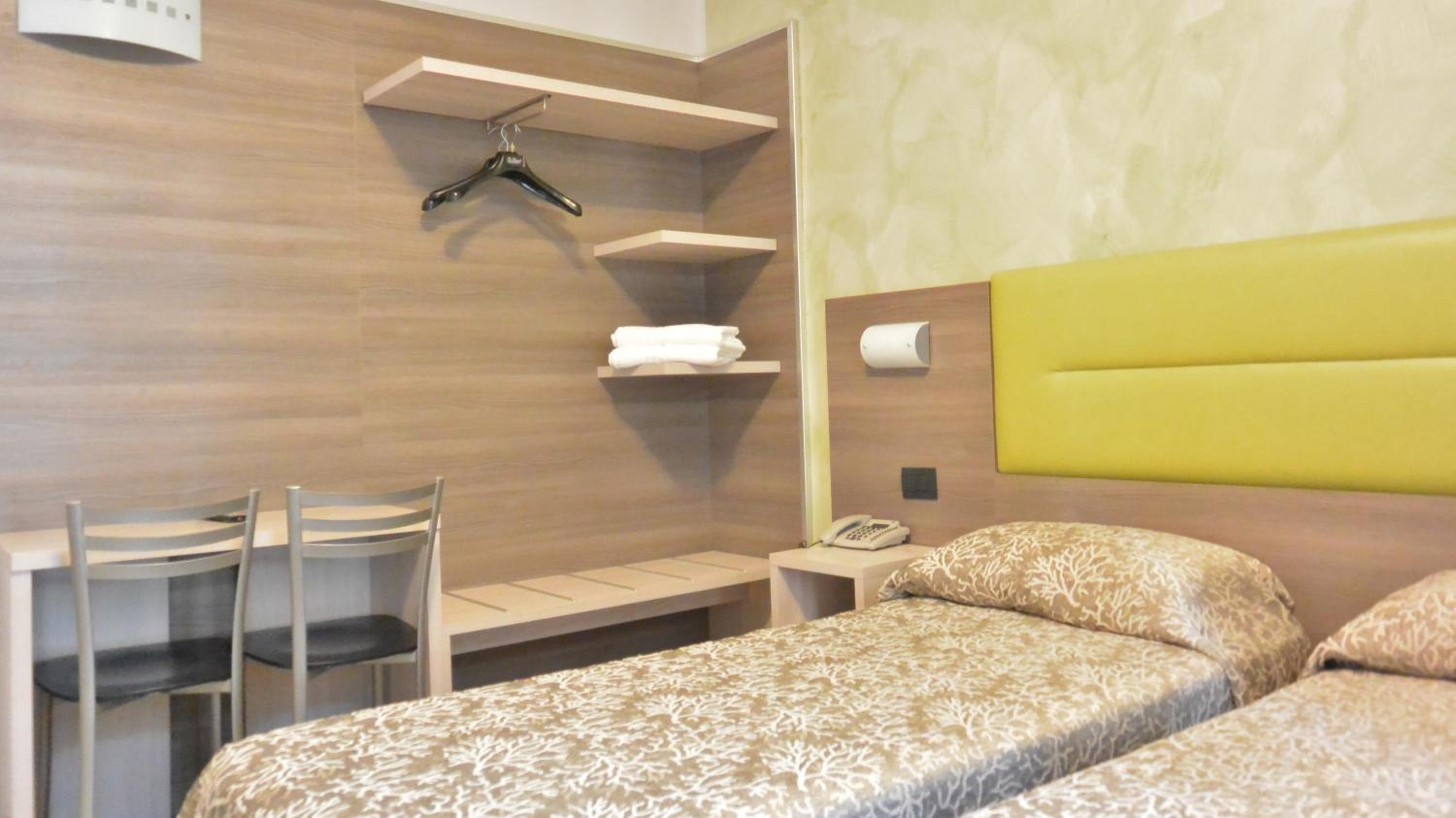 Twin Room with Shared Toilet