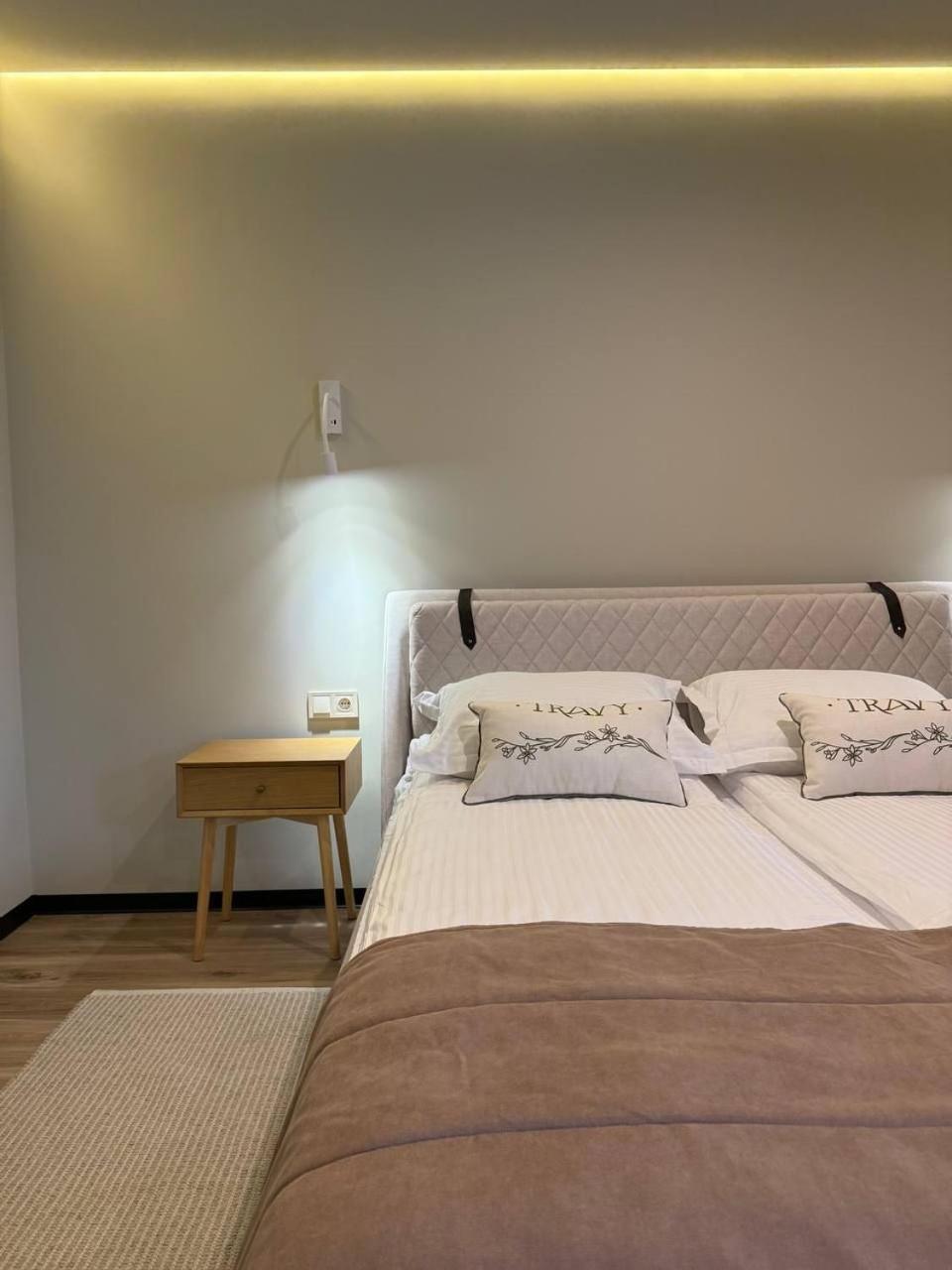 Standard Apartment photo 3