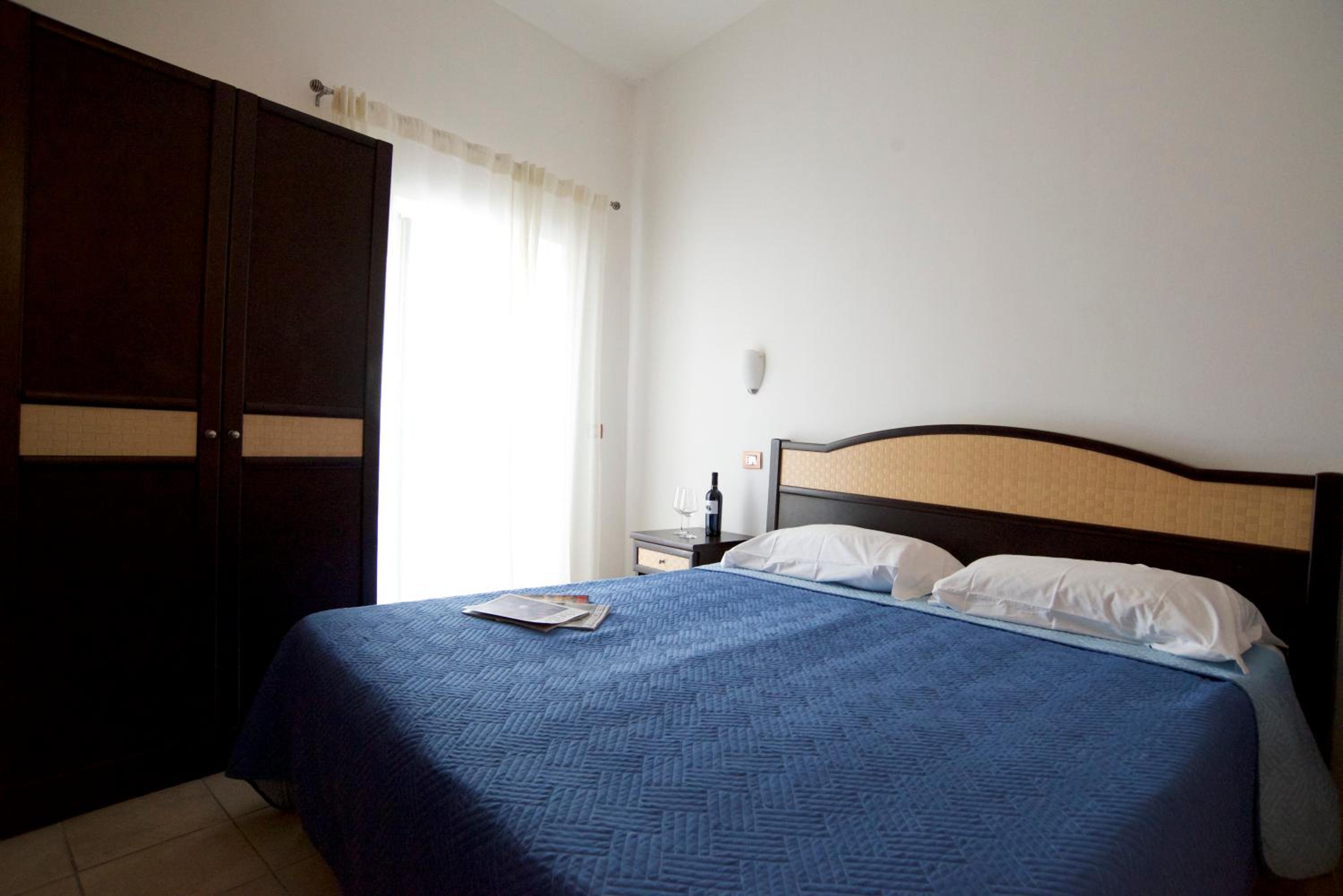 Double Room - Photo 4