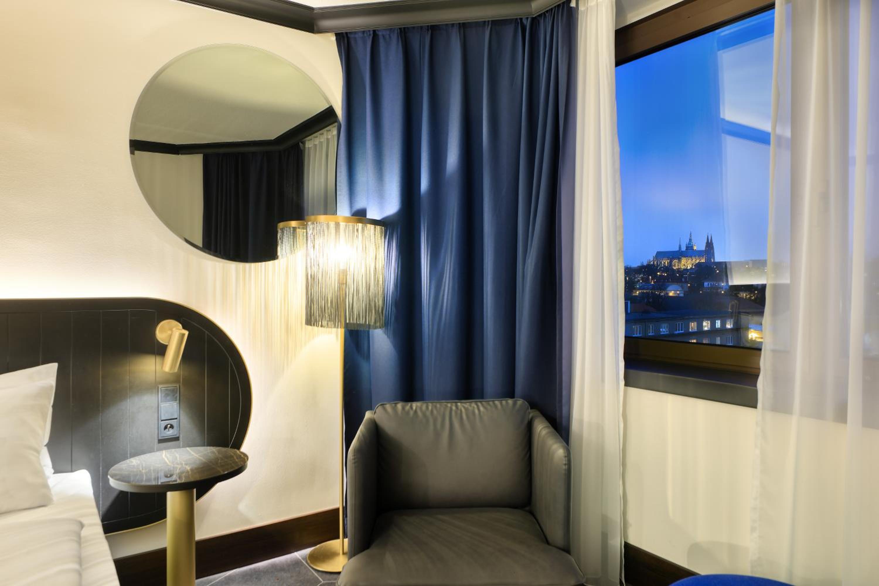 Executive Double Room with Castle View