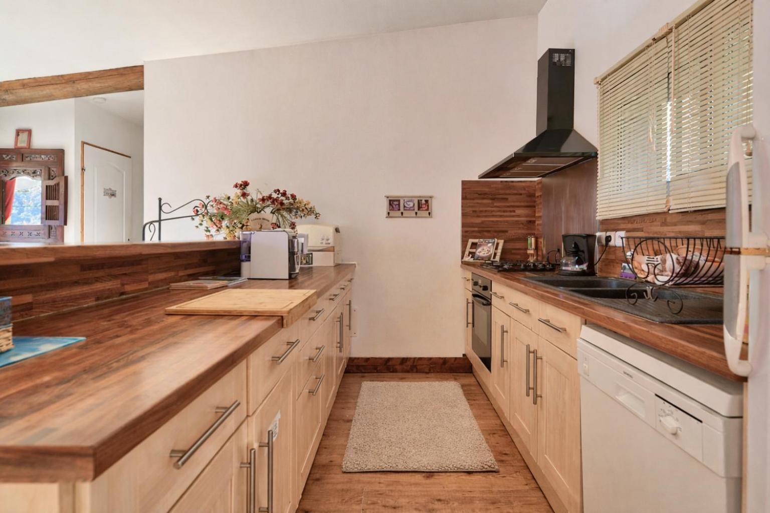 One-Bedroom House photo 3