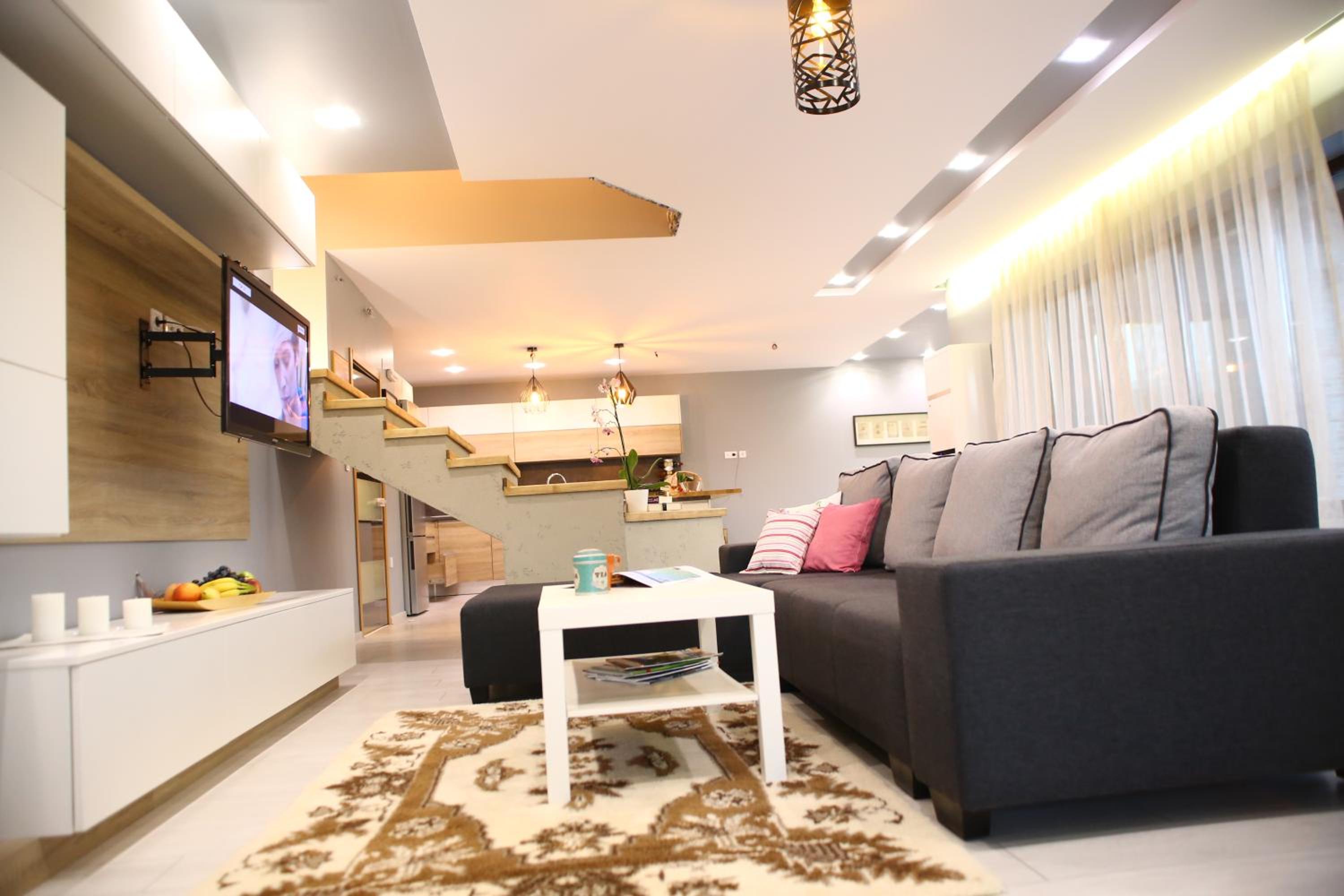 Villa - Photo 8