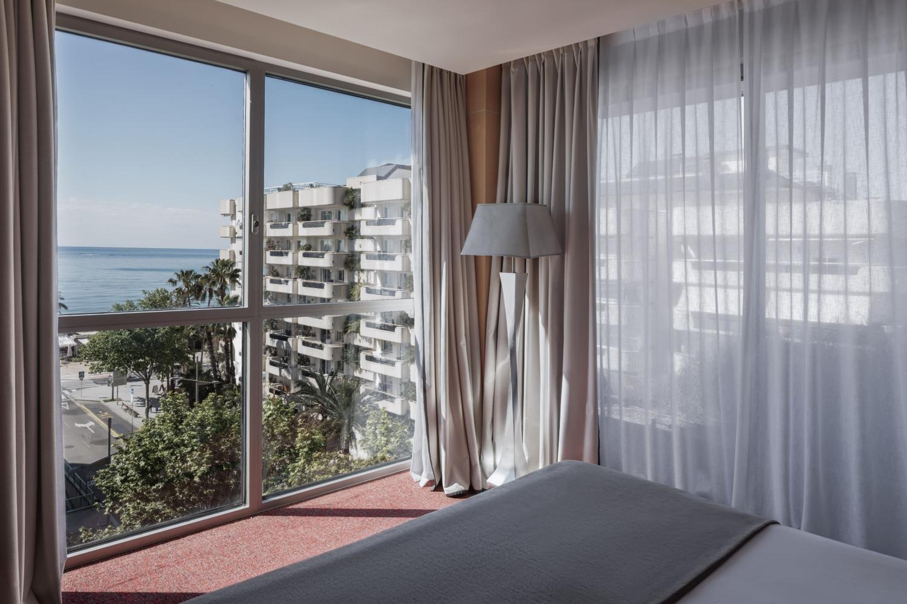 Two Bedroom Junior Suite Sea View - Photo 2
