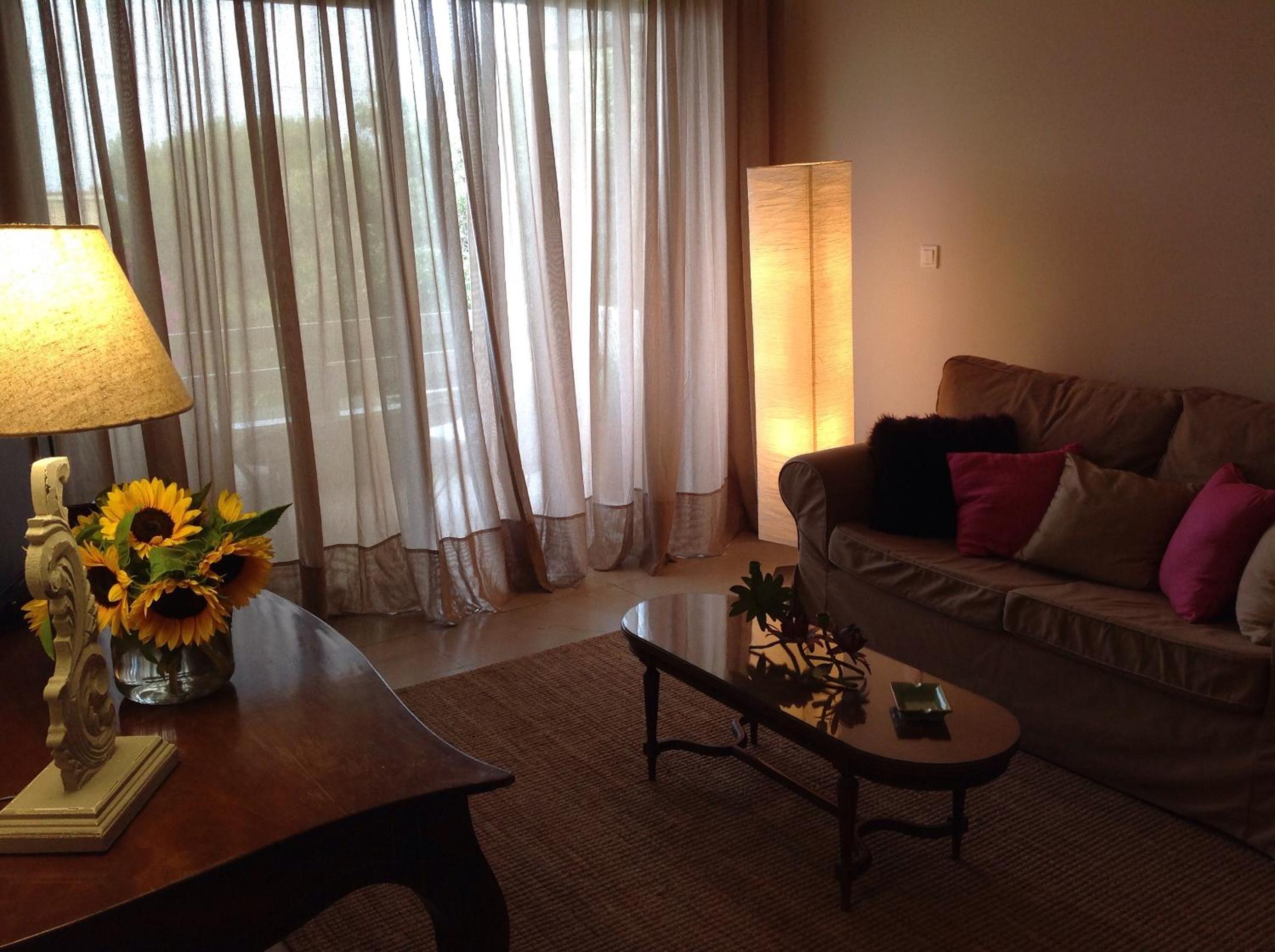 Apartment With Garden View