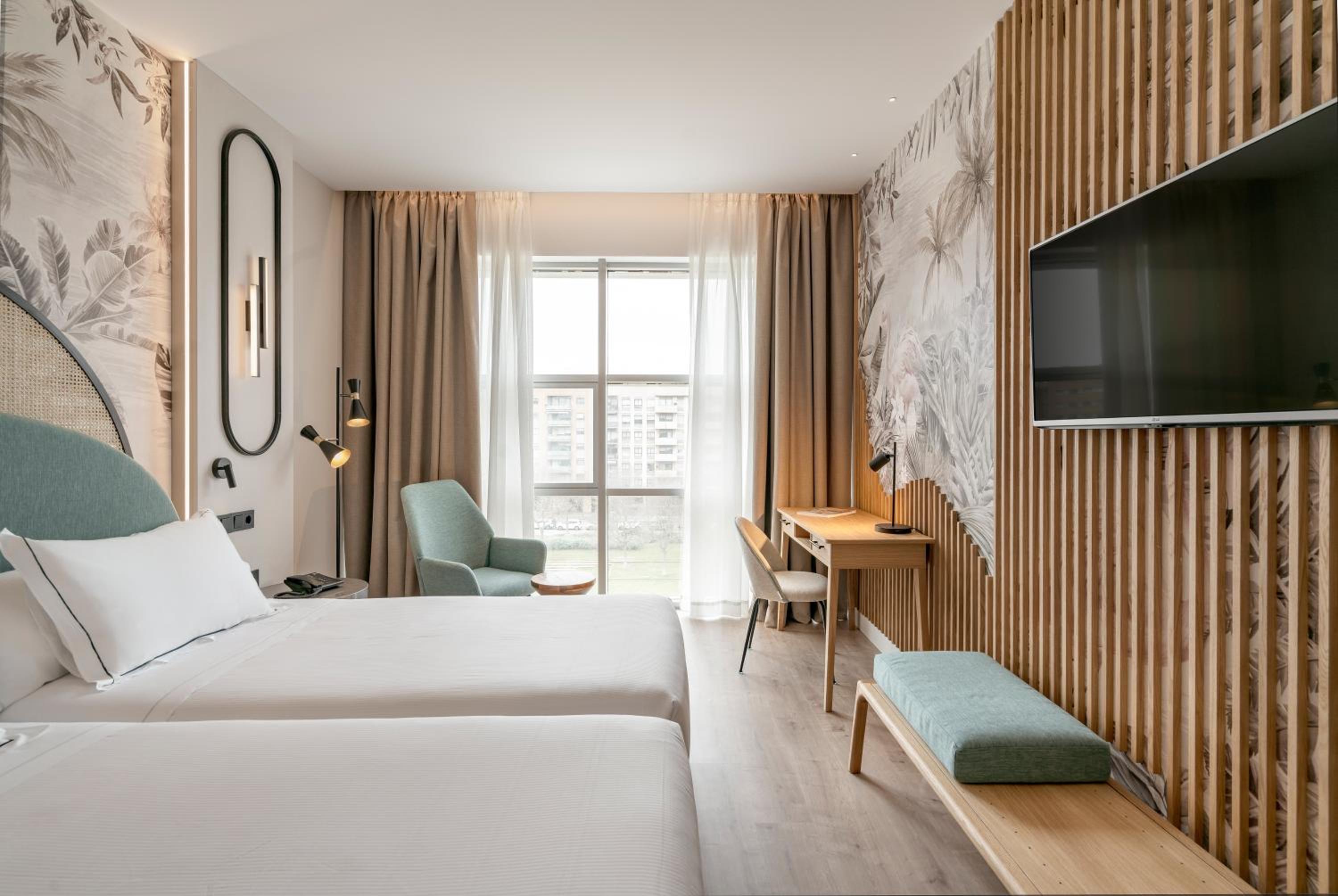 Economy Double or Twin Room thumbnail 6