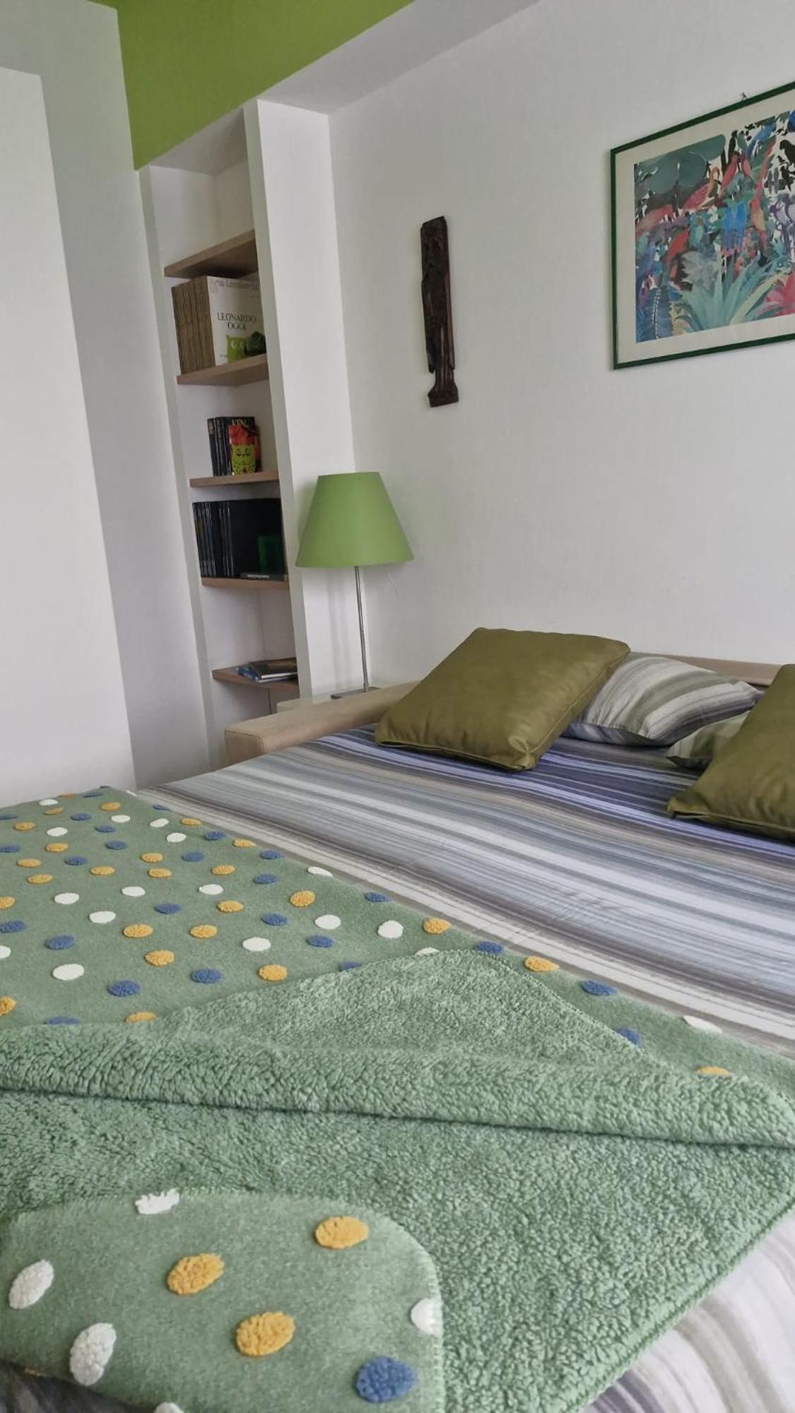 Studio with Sofa Bed