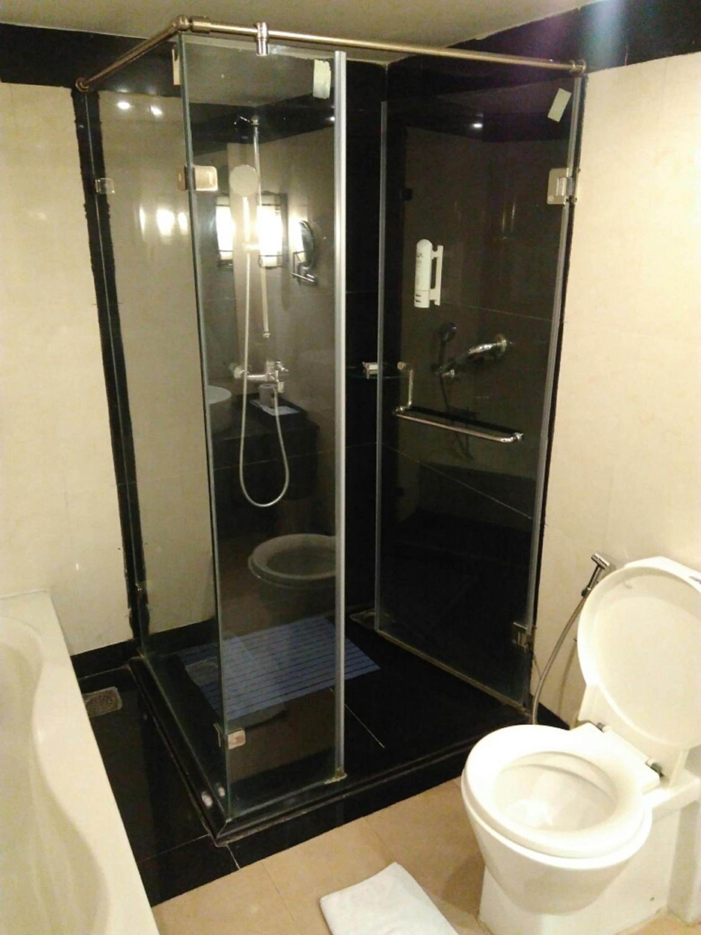 Fortune Club Room - Photo 9