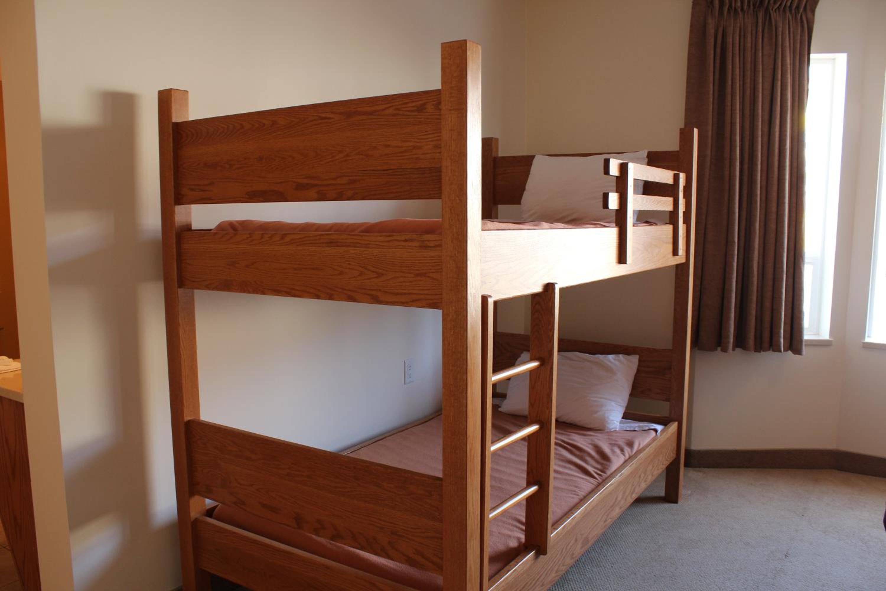Deluxe Family Suite