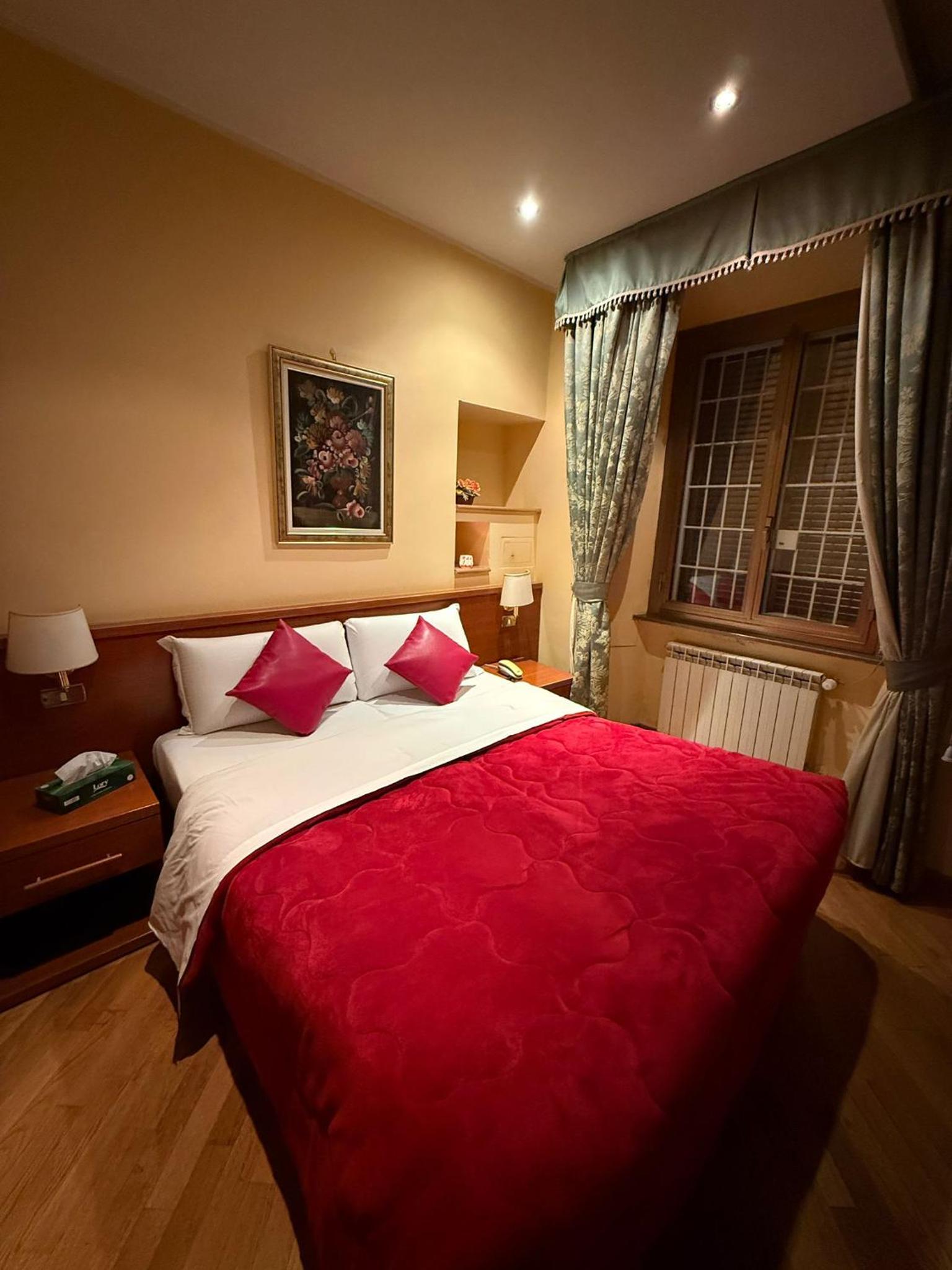 Standard Double Room photo 1