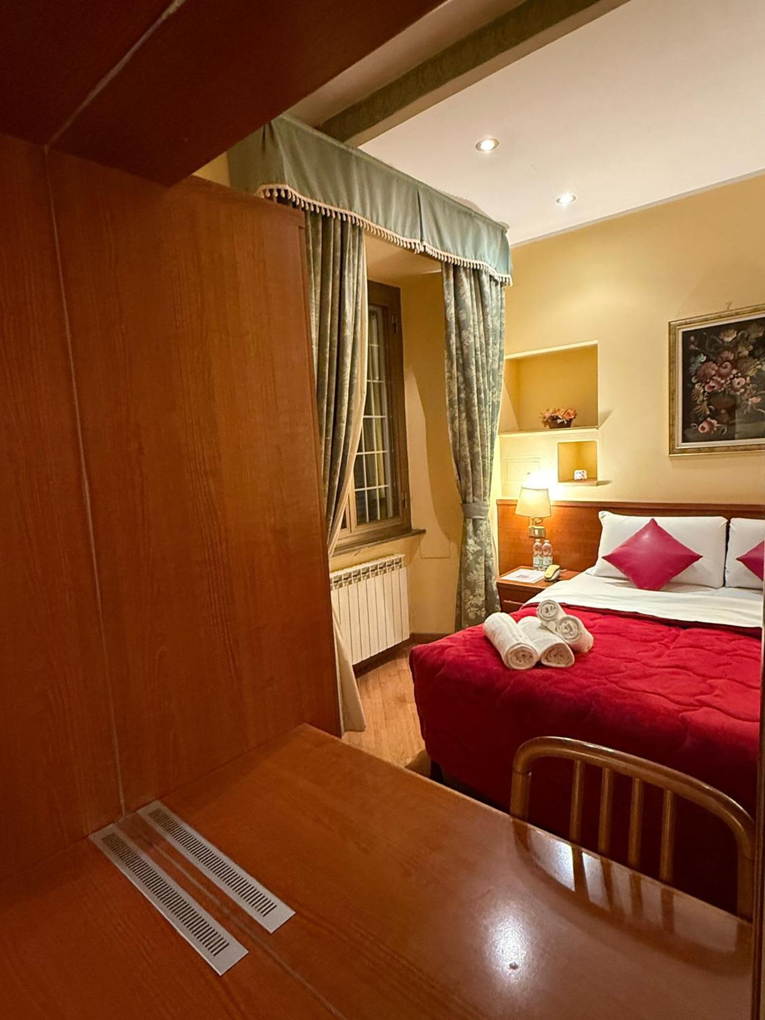 Standard Double Room photo 1