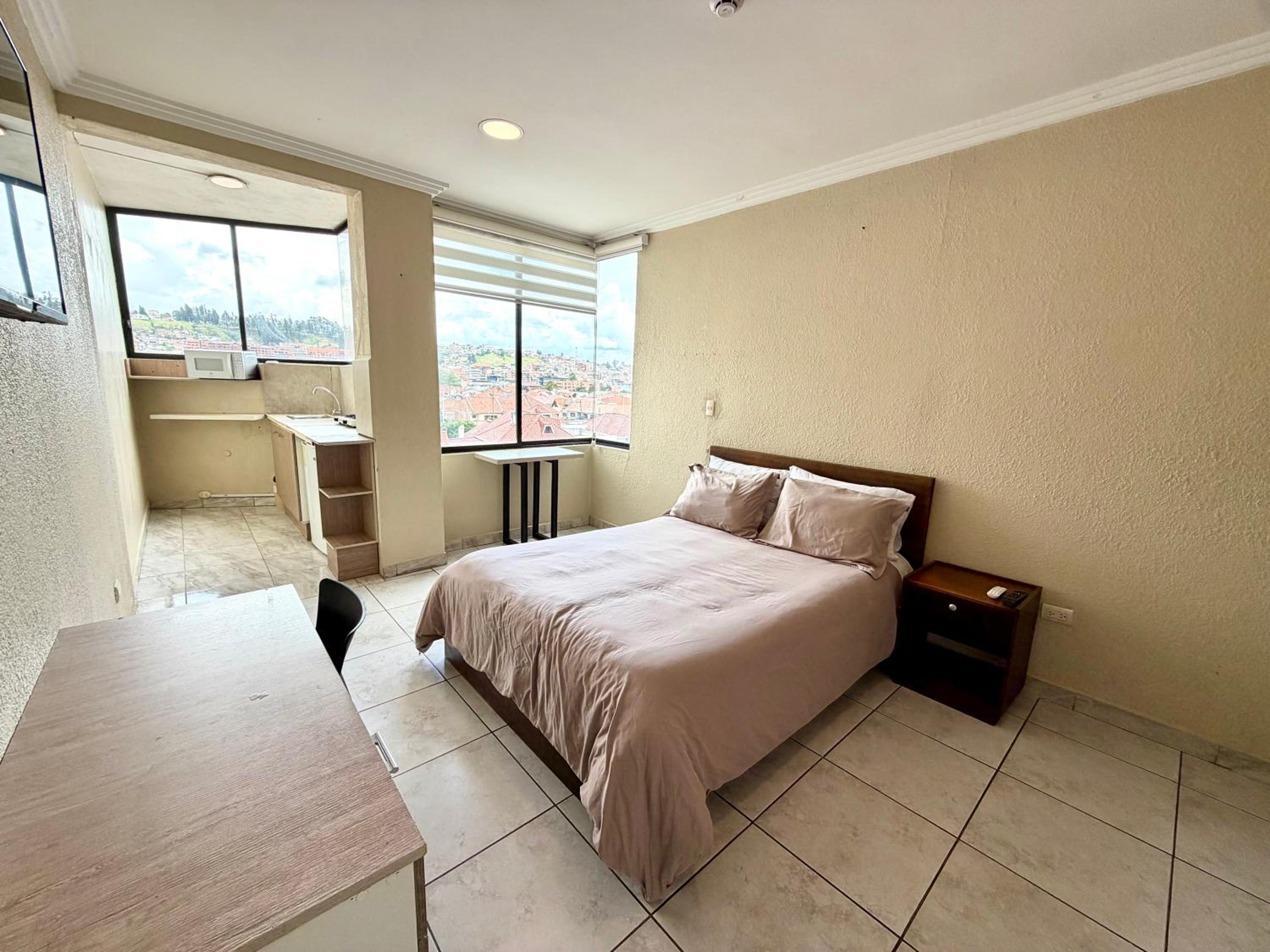 Suite with City View photo 1