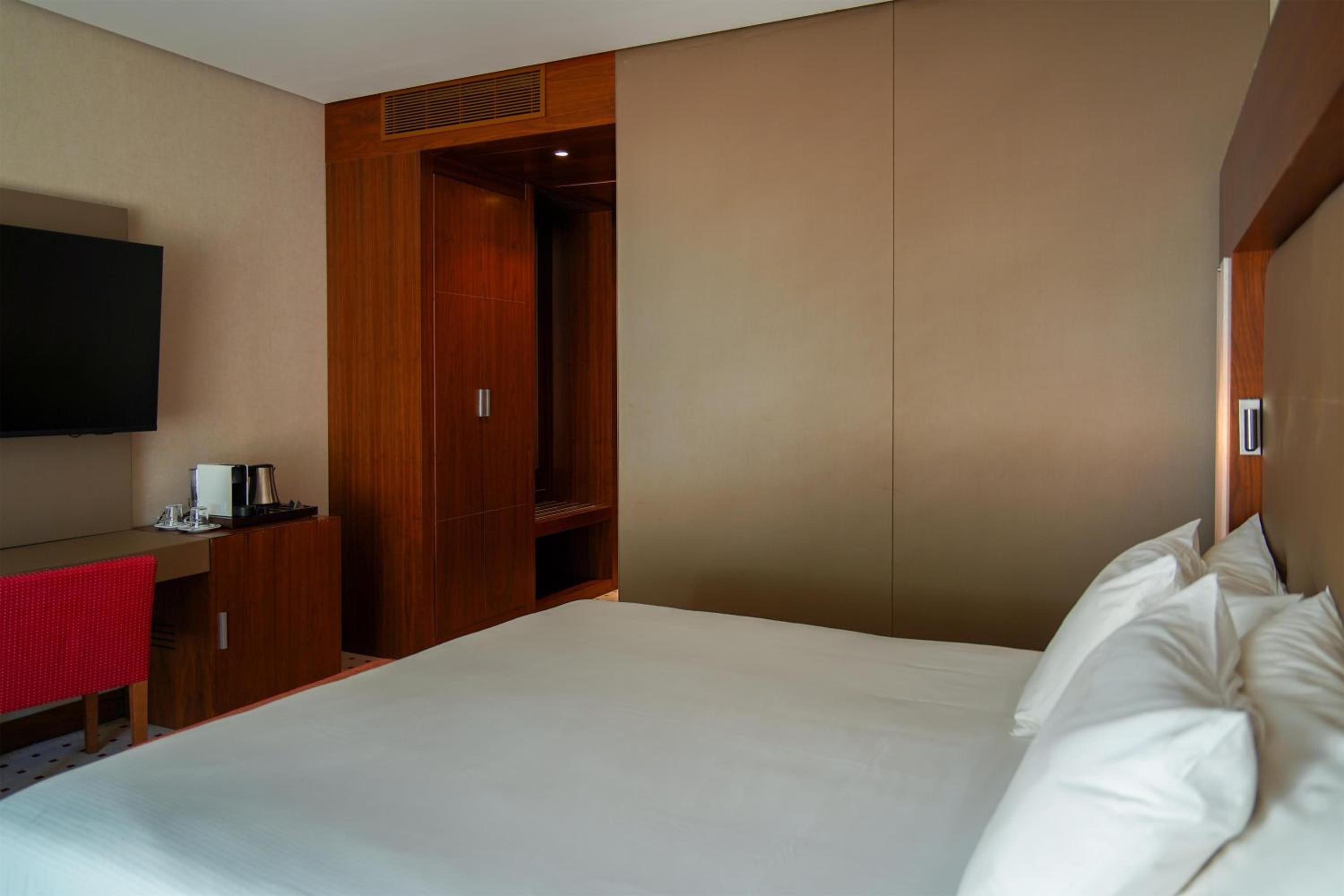 Standard Room - Photo 1