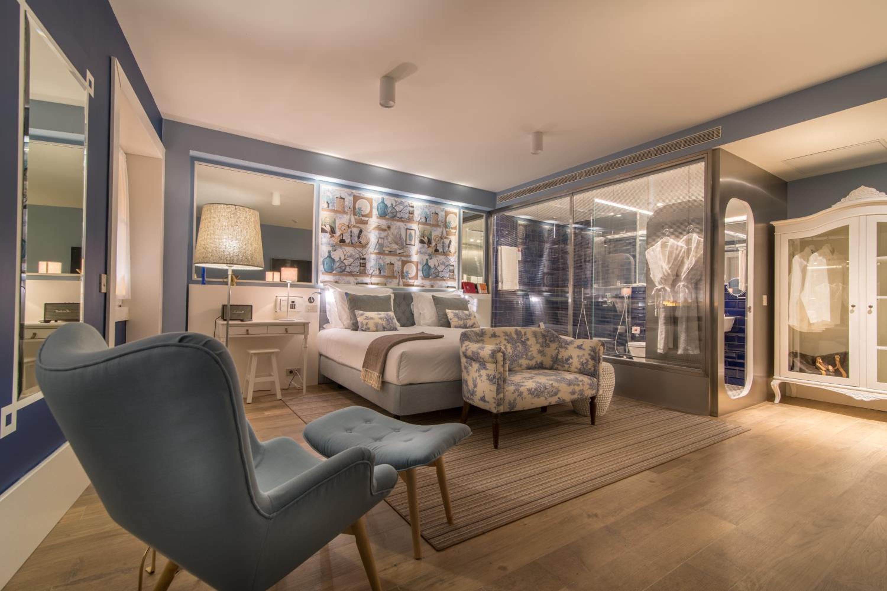 Superior Double Room with City View