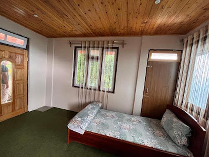 Family Room with Balcony photo 1