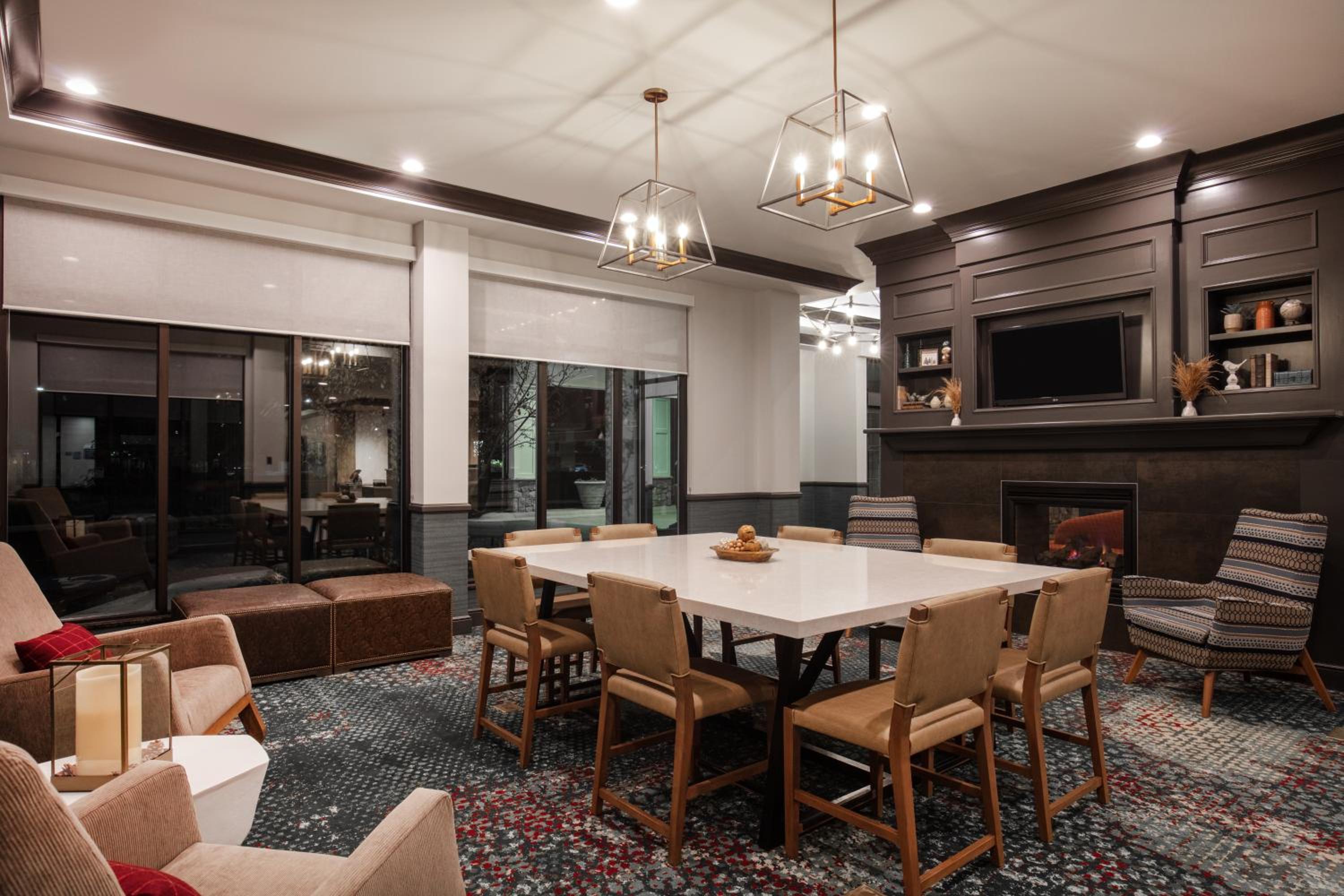 Junior King Suite - Mobility/Hearing Accessible - Photo 4