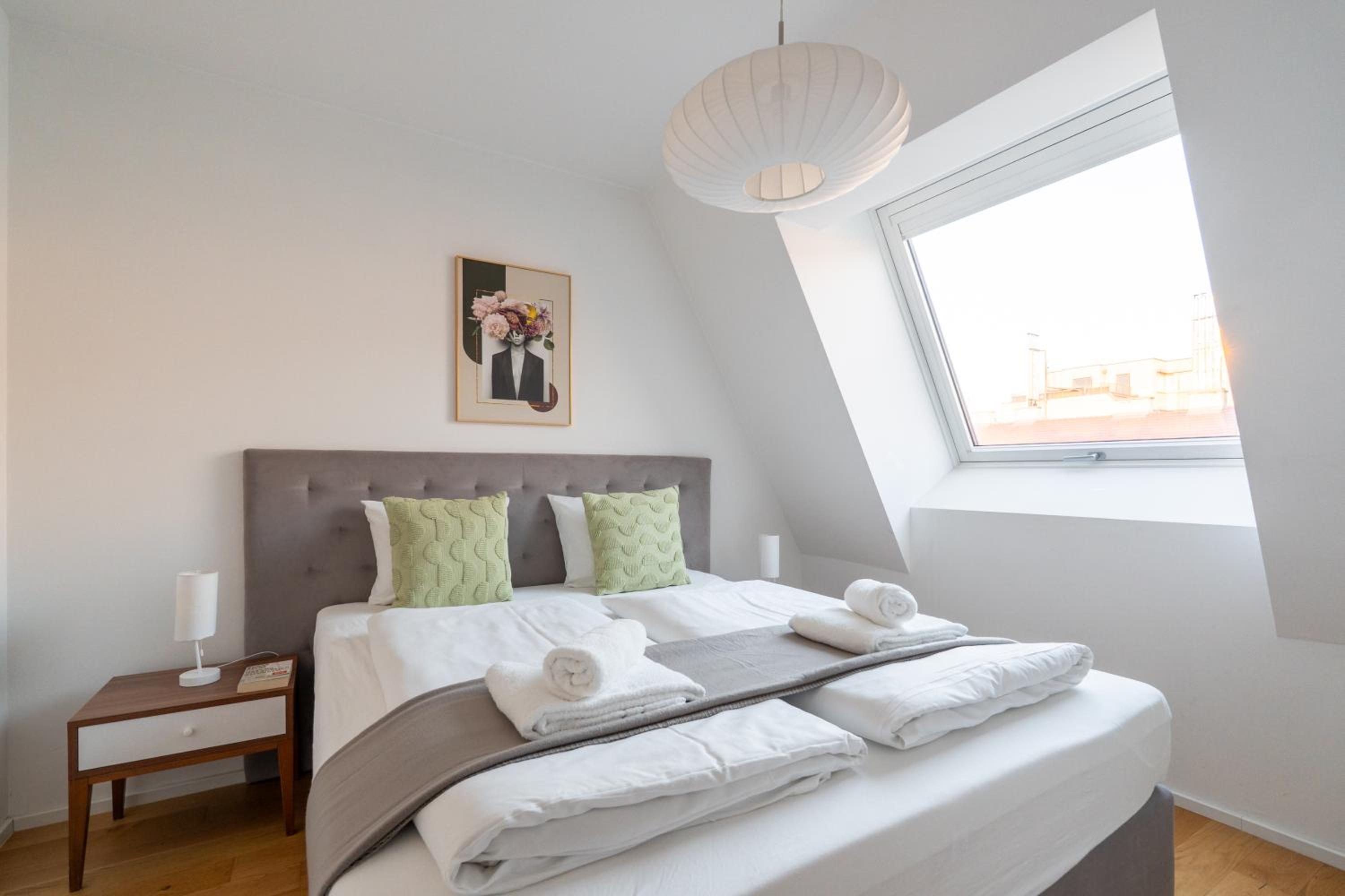 Deluxe Apartment