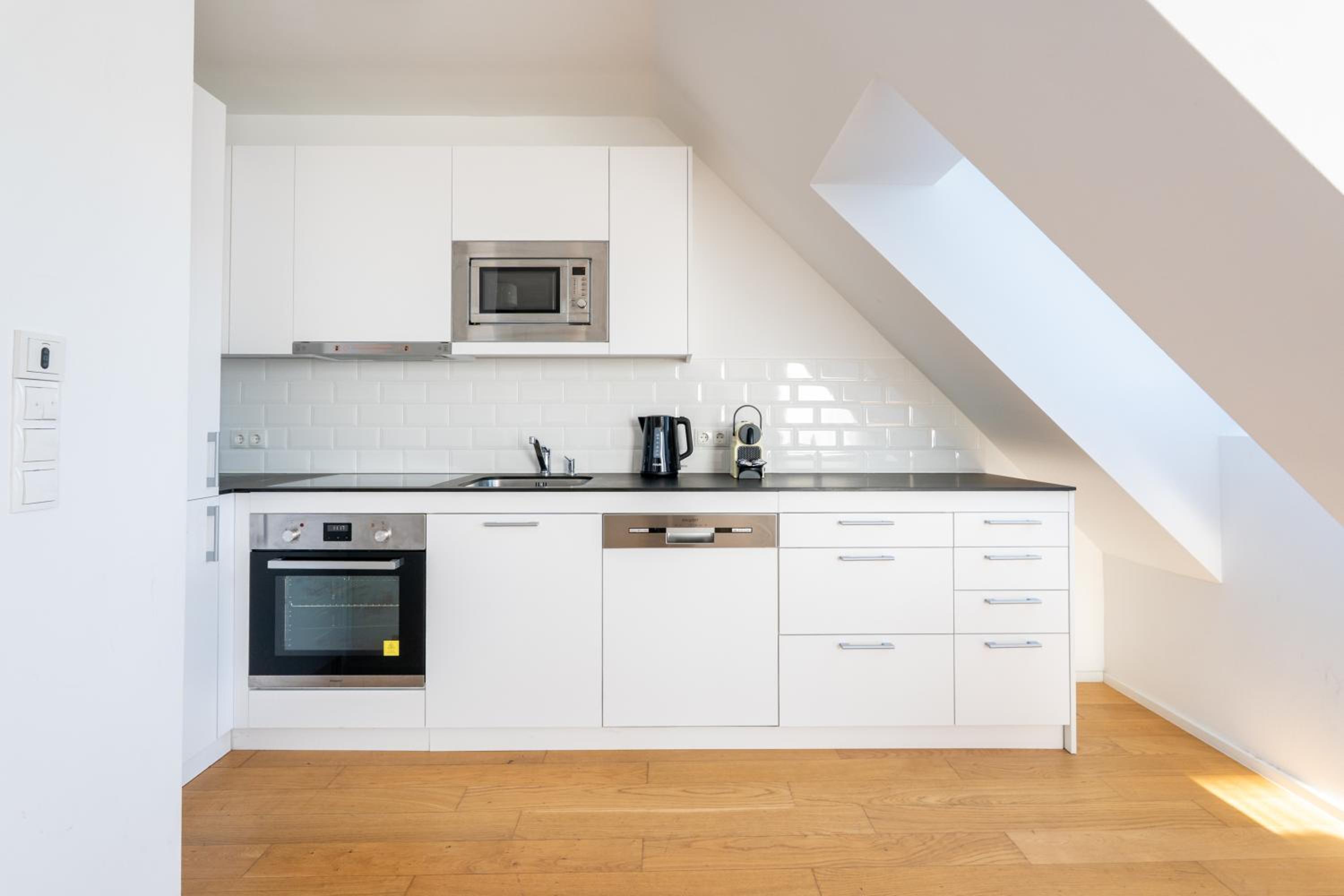 Two-Bedroom Deluxe Apartment with Balcony