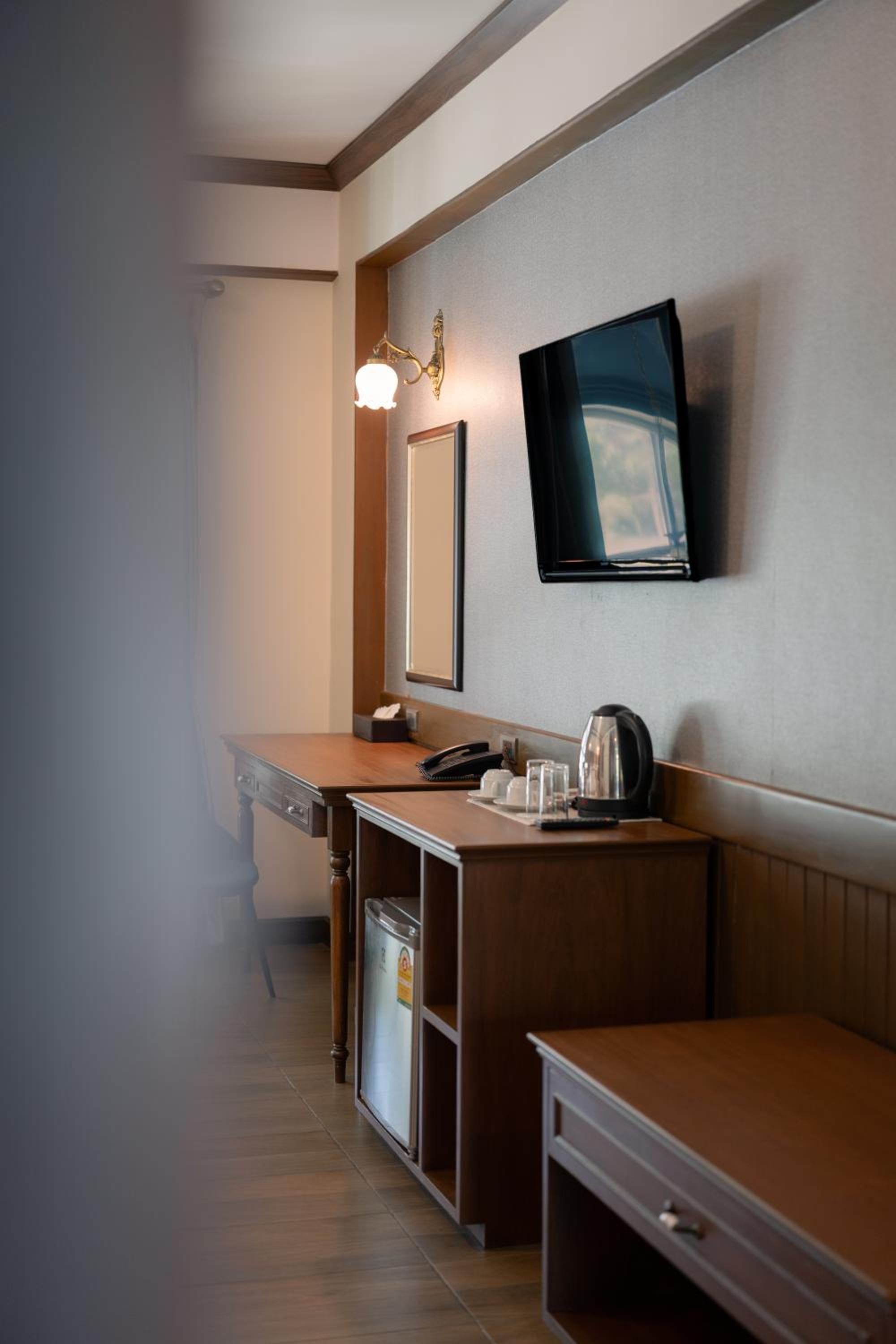 Superior King Room photo 2