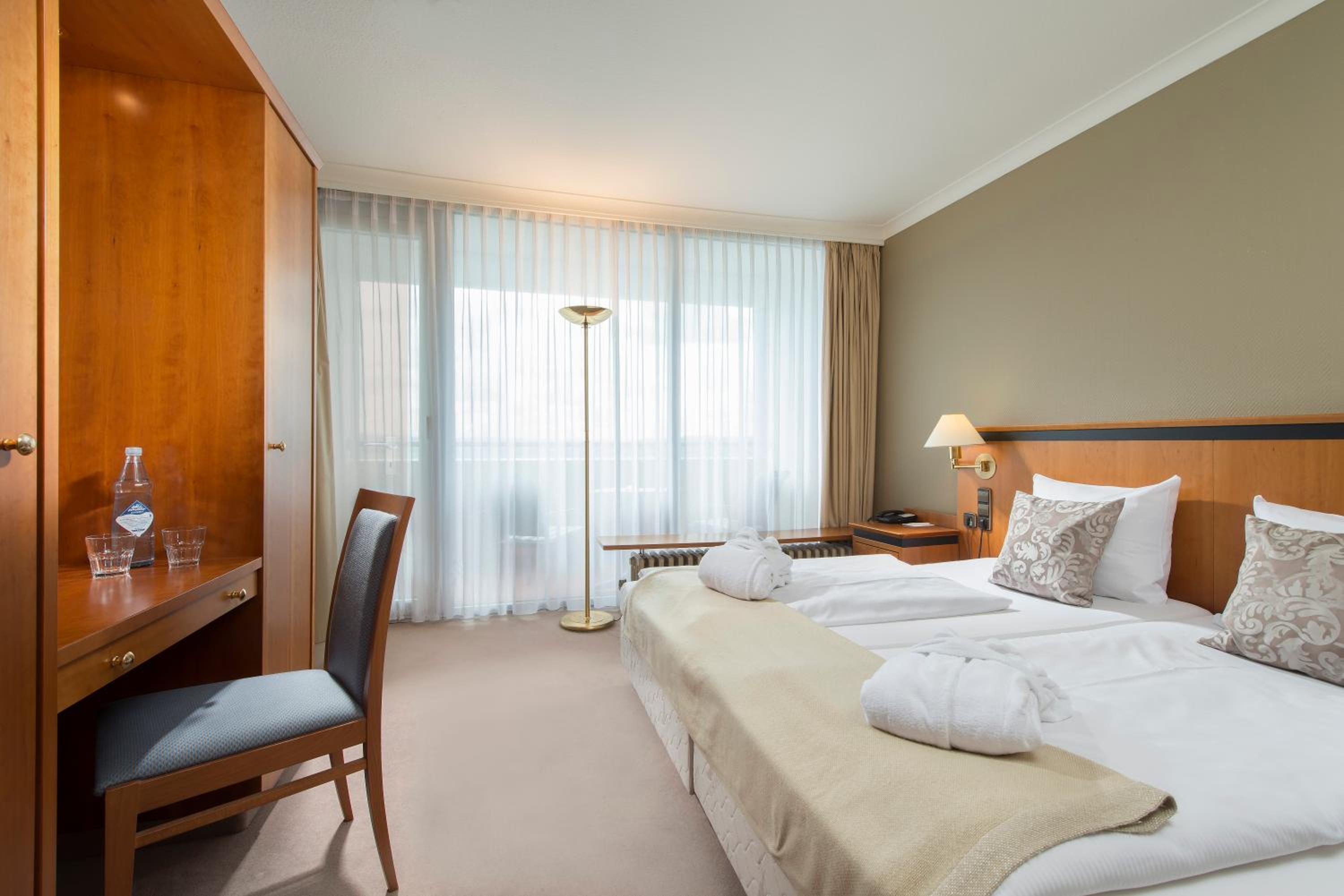 Suite - Photo 2