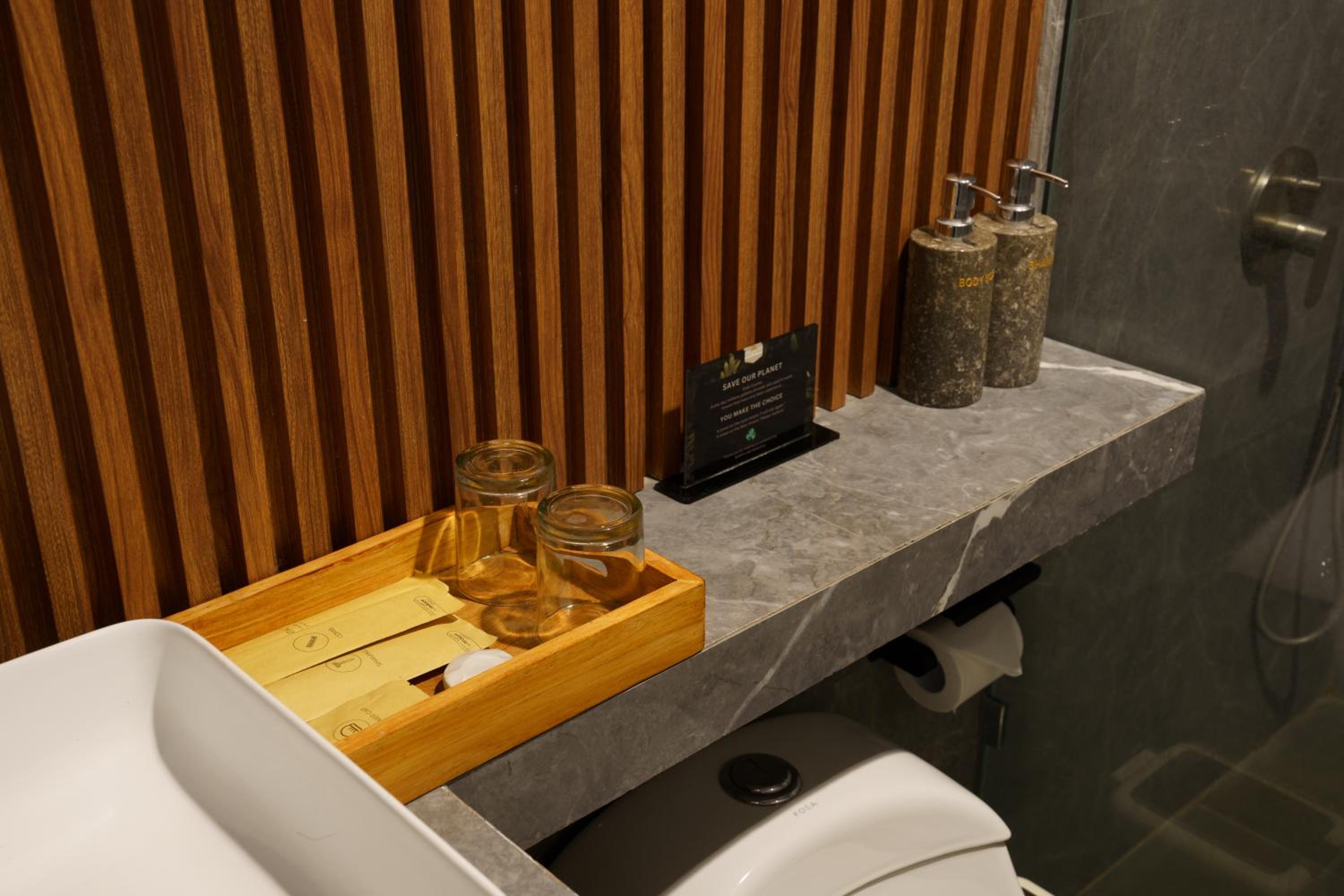 Suite with Free Welcome Snack, Minibar and Coffee Capsule Machine - Photo 12