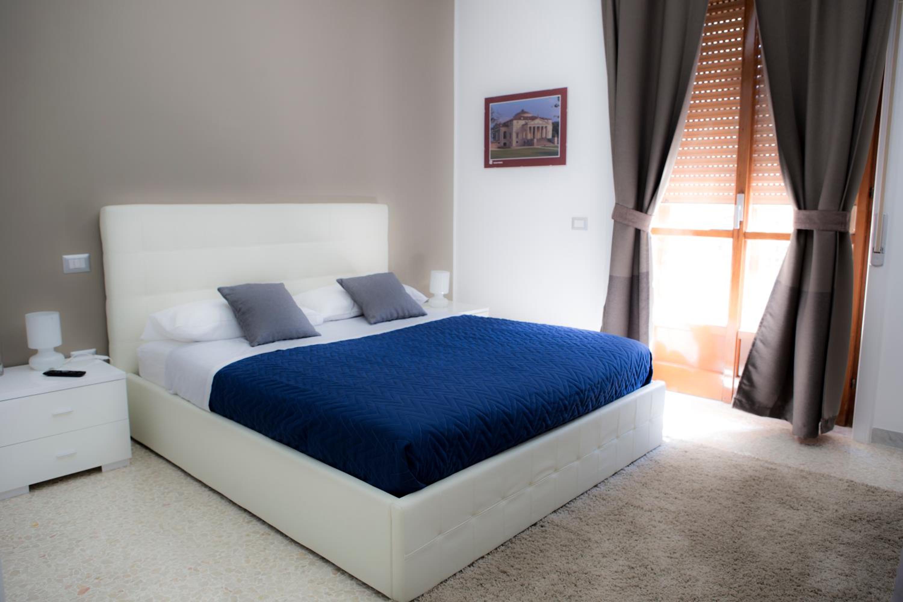 Quadruple Room with Private Bathroom