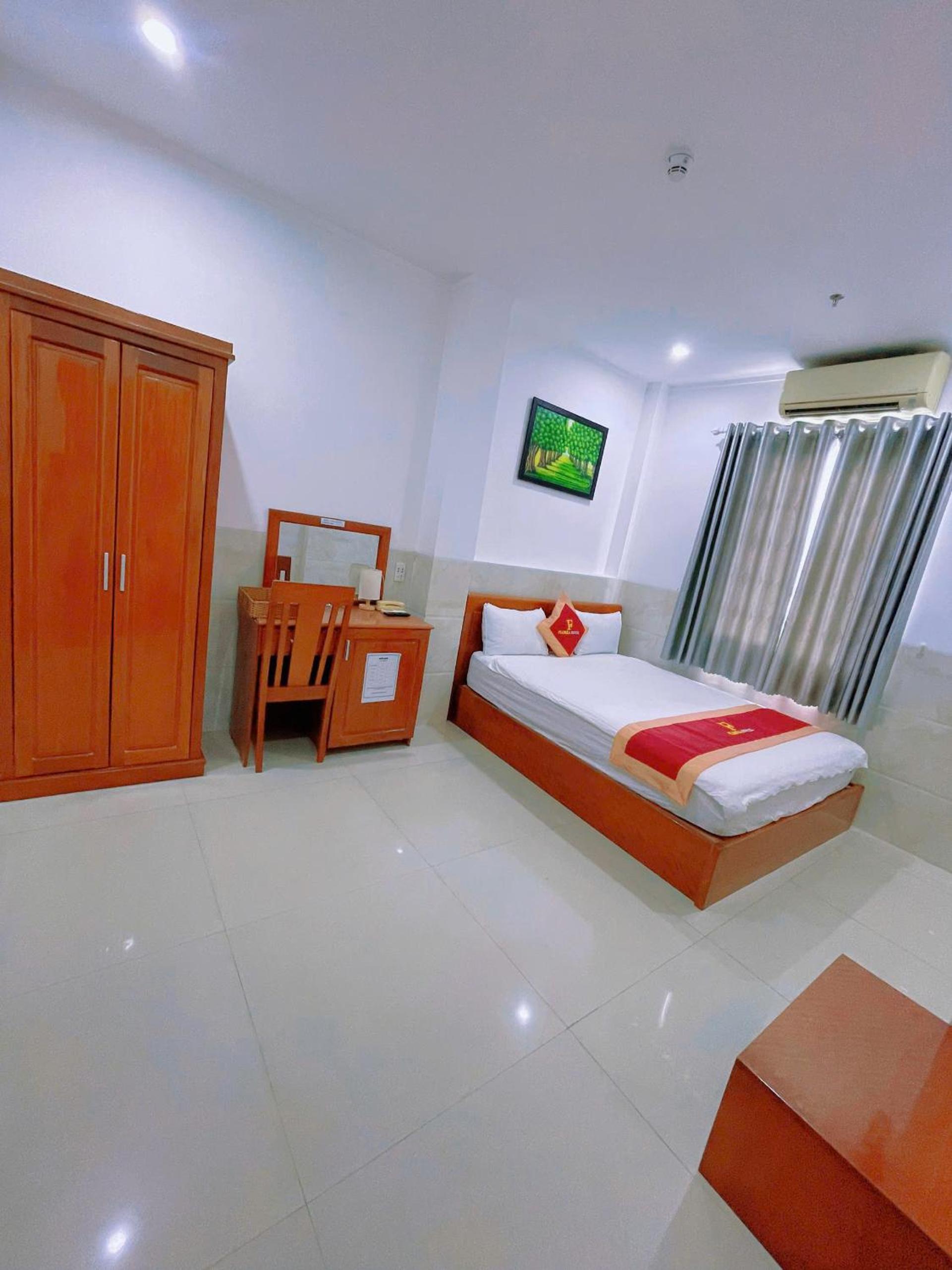 Deluxe Double Room with Shower photo 2