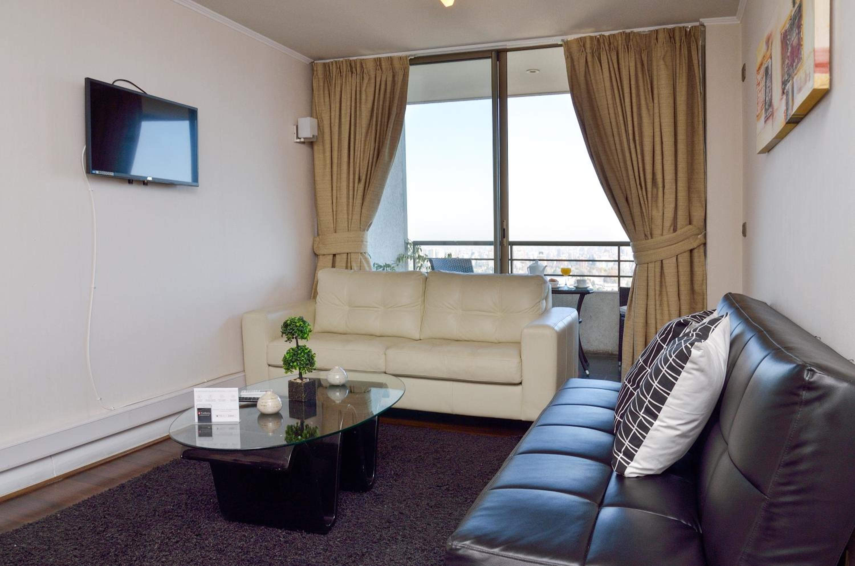 Three-Bedroom Apartment photo 1