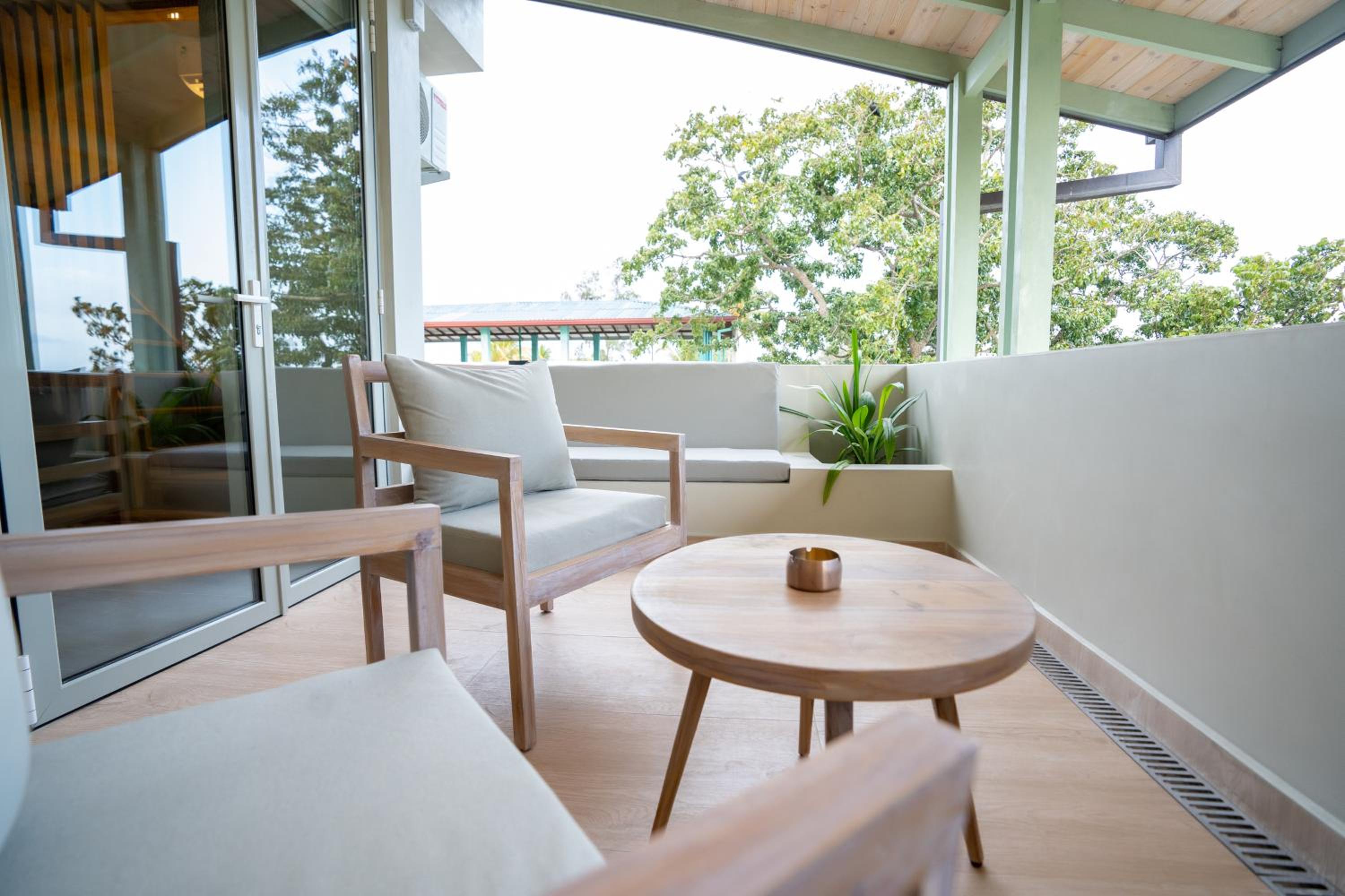 Deluxe Suite with Sea View photo 1