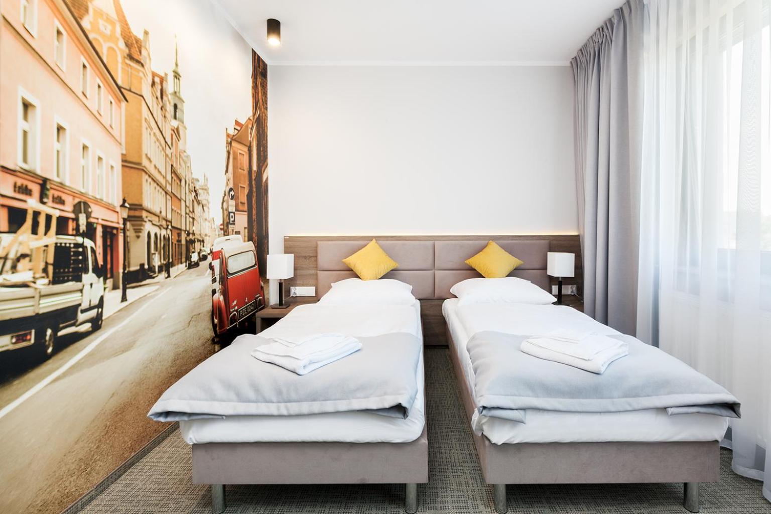 Standard Twin Room - Photo 6