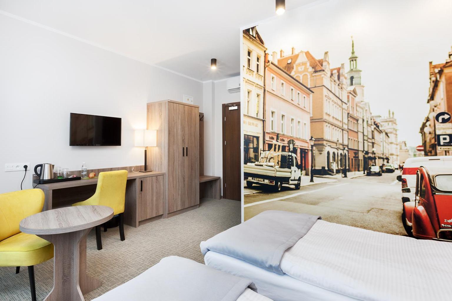 Standard Twin Room - Photo 9