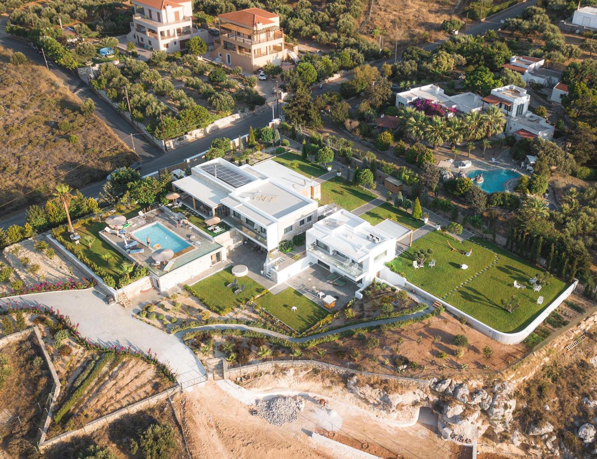 Villa with Private Pool photo 1