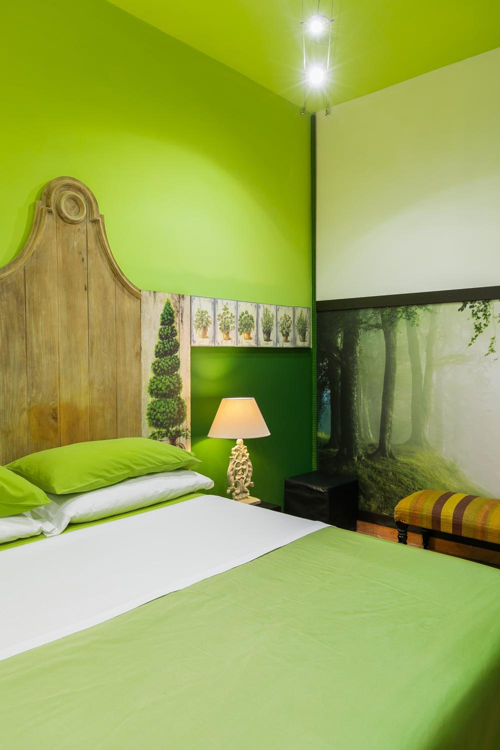 One-Bedroom Apartment with Balcony photo 2