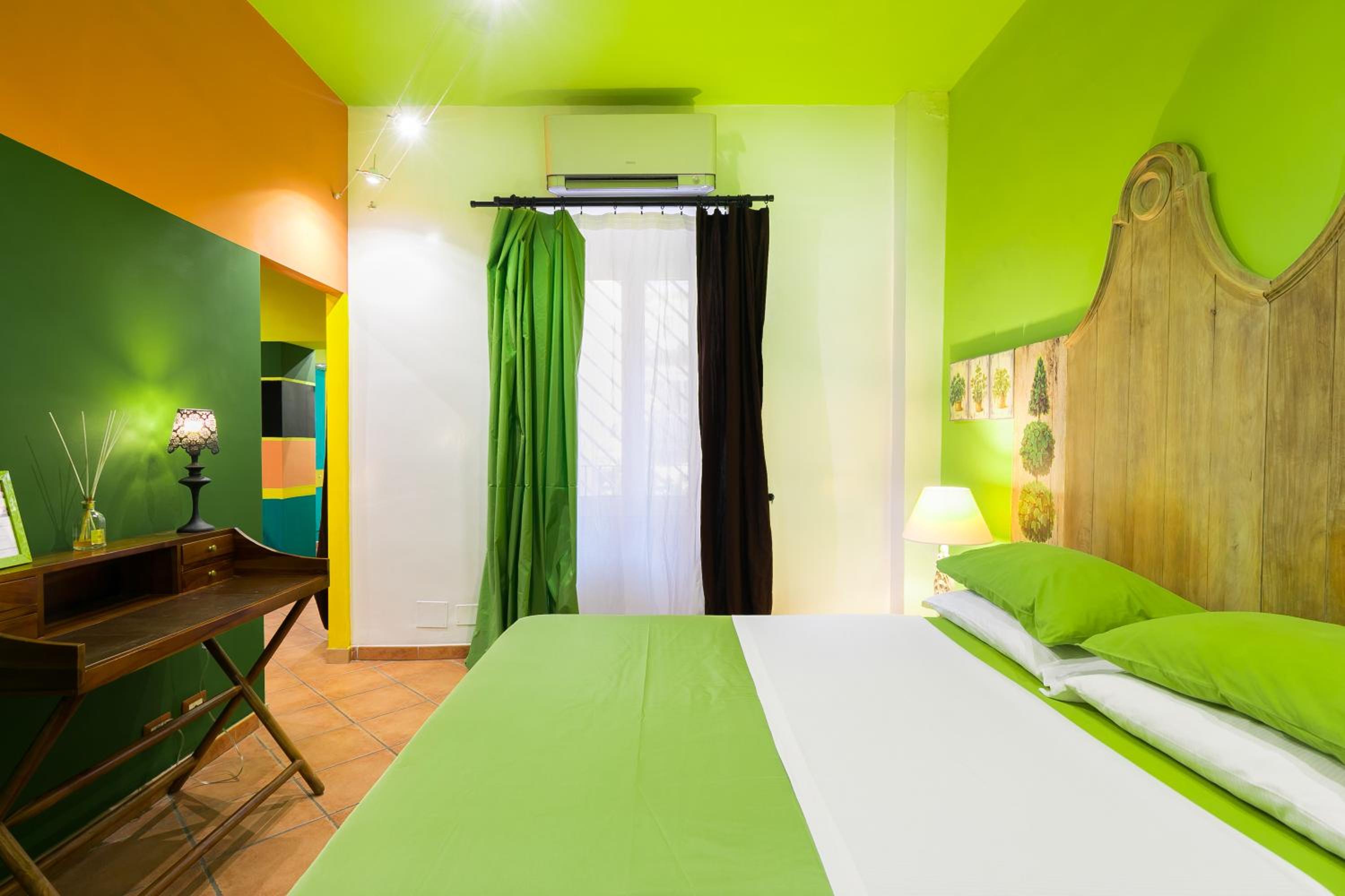 One-Bedroom Apartment with Balcony photo 3