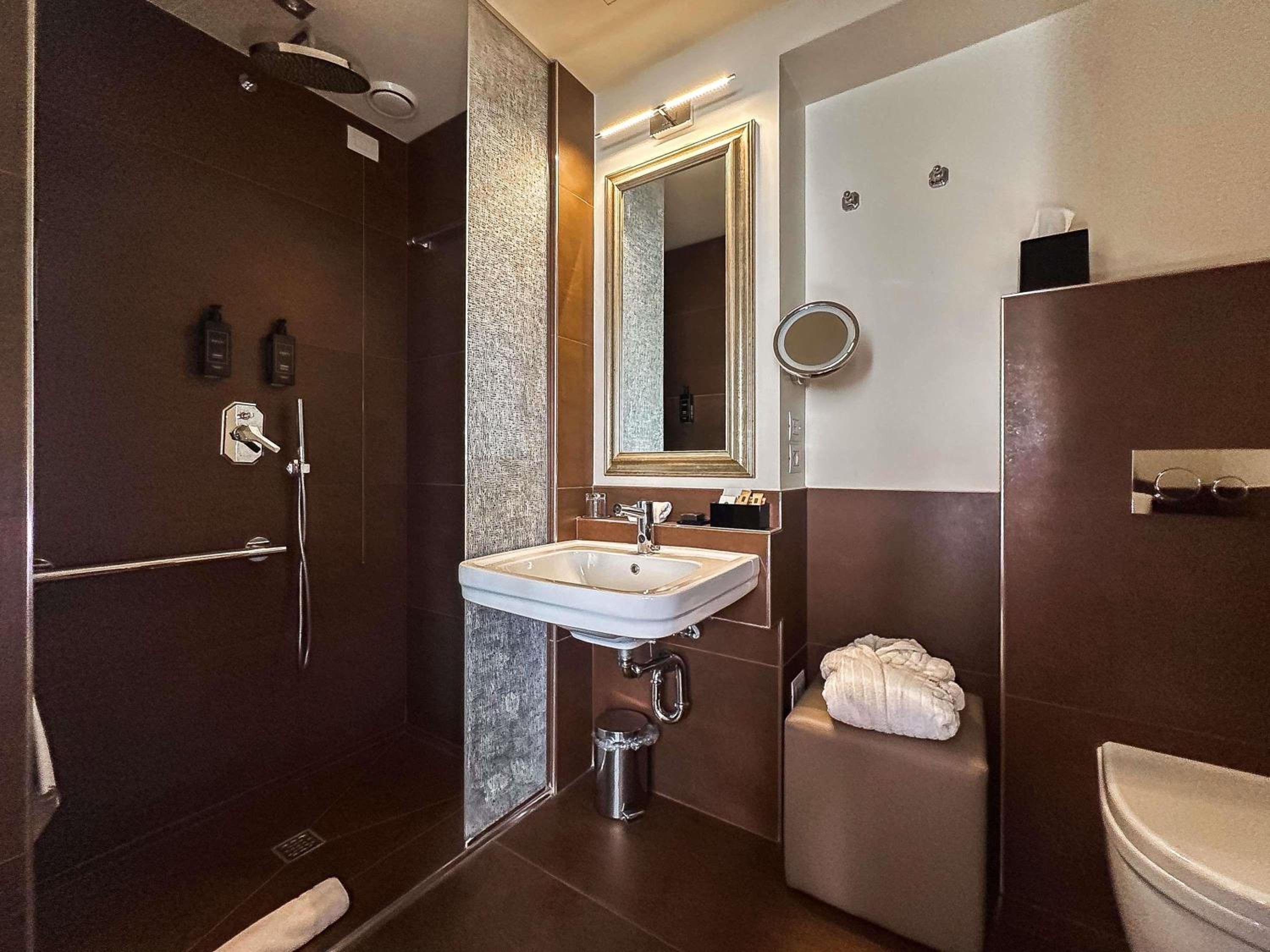 Superior Single Room with City View