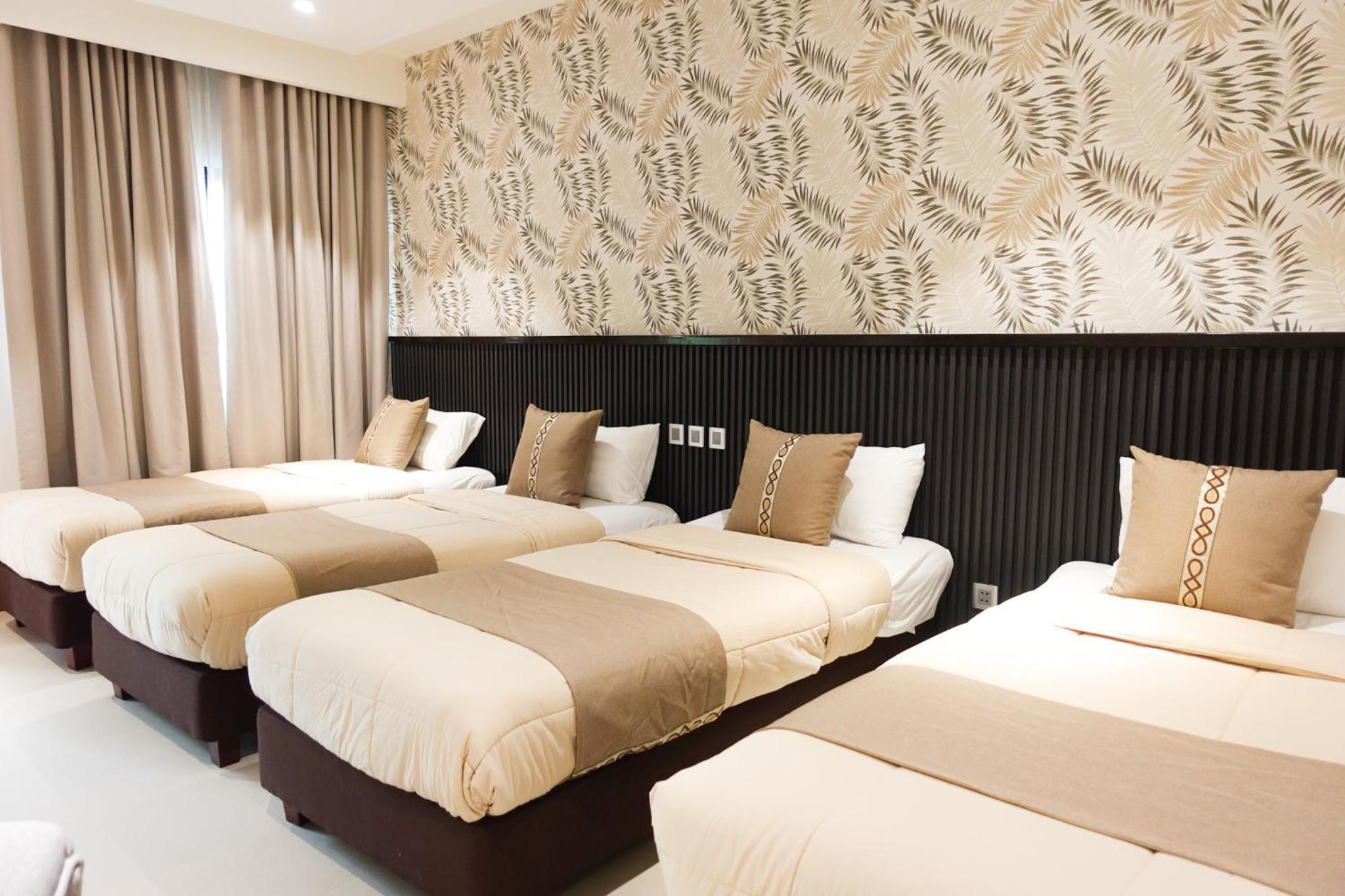 Deluxe Quadruple Room