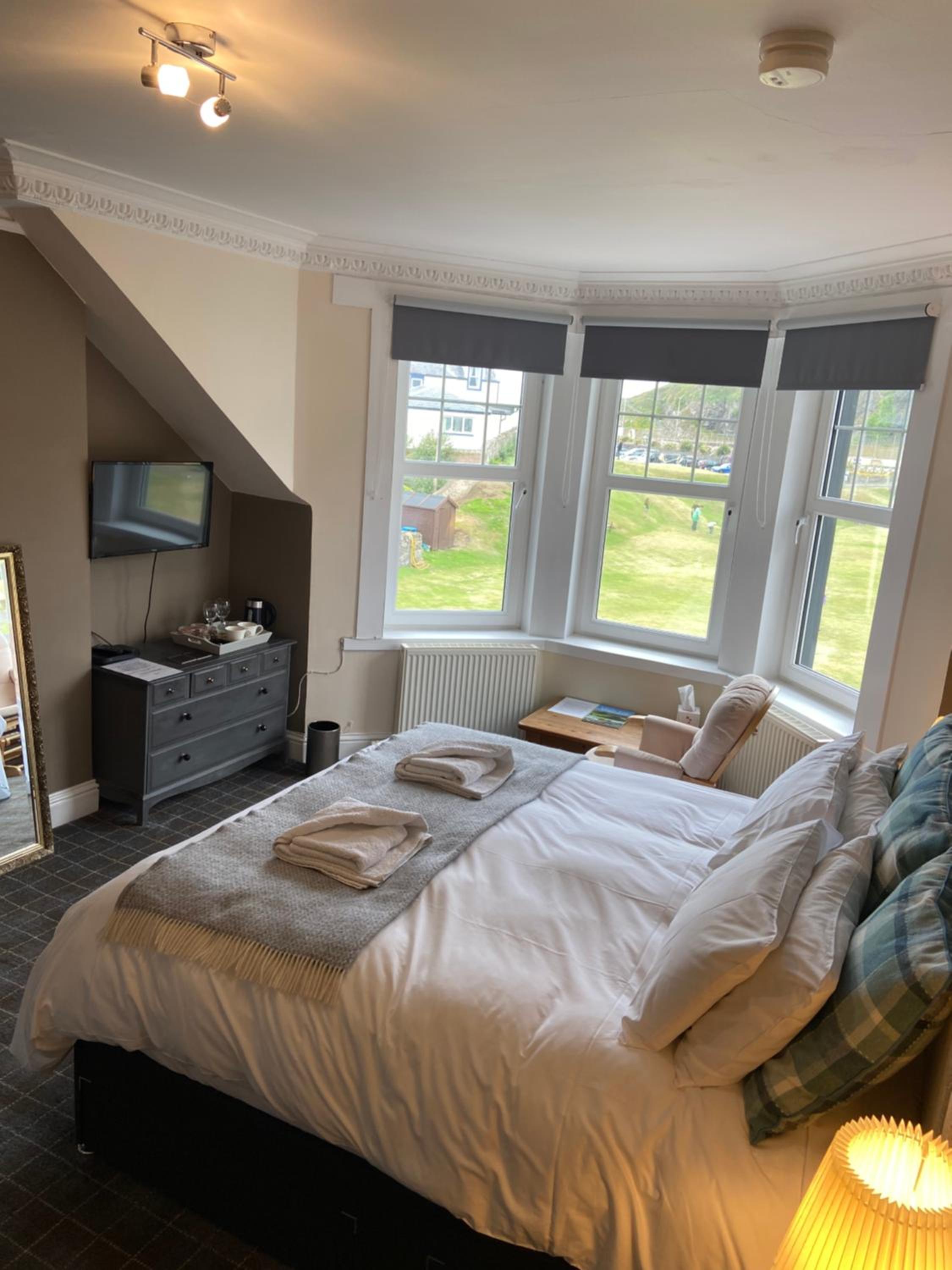 Deluxe Double Room with Shower photo 2