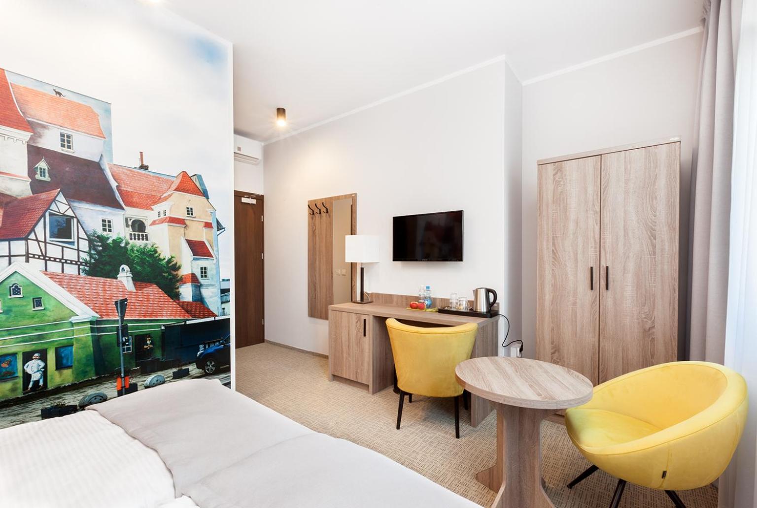 Standard Twin Room - Photo 10