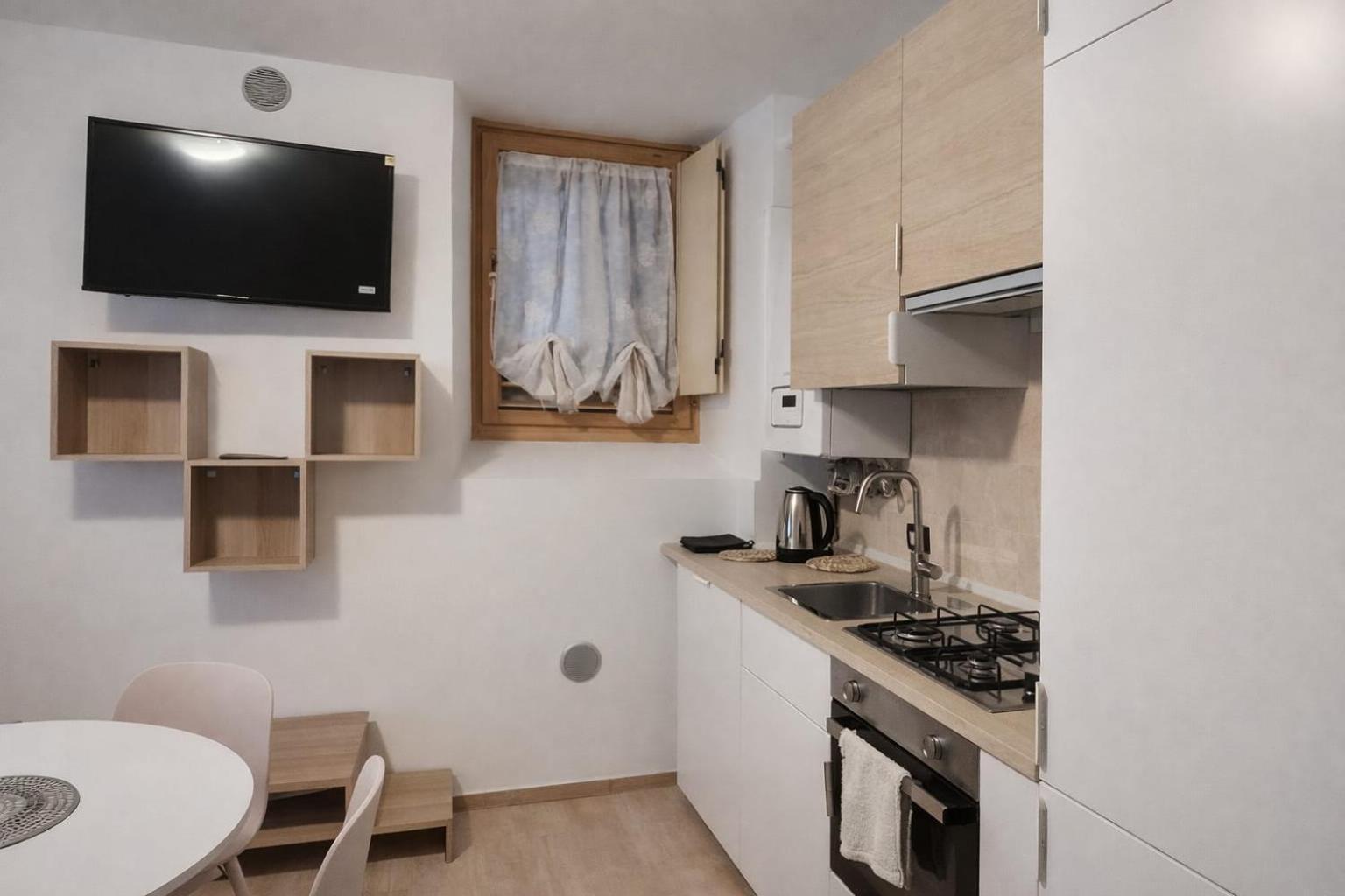 Apartment - Ground Floor photo 2