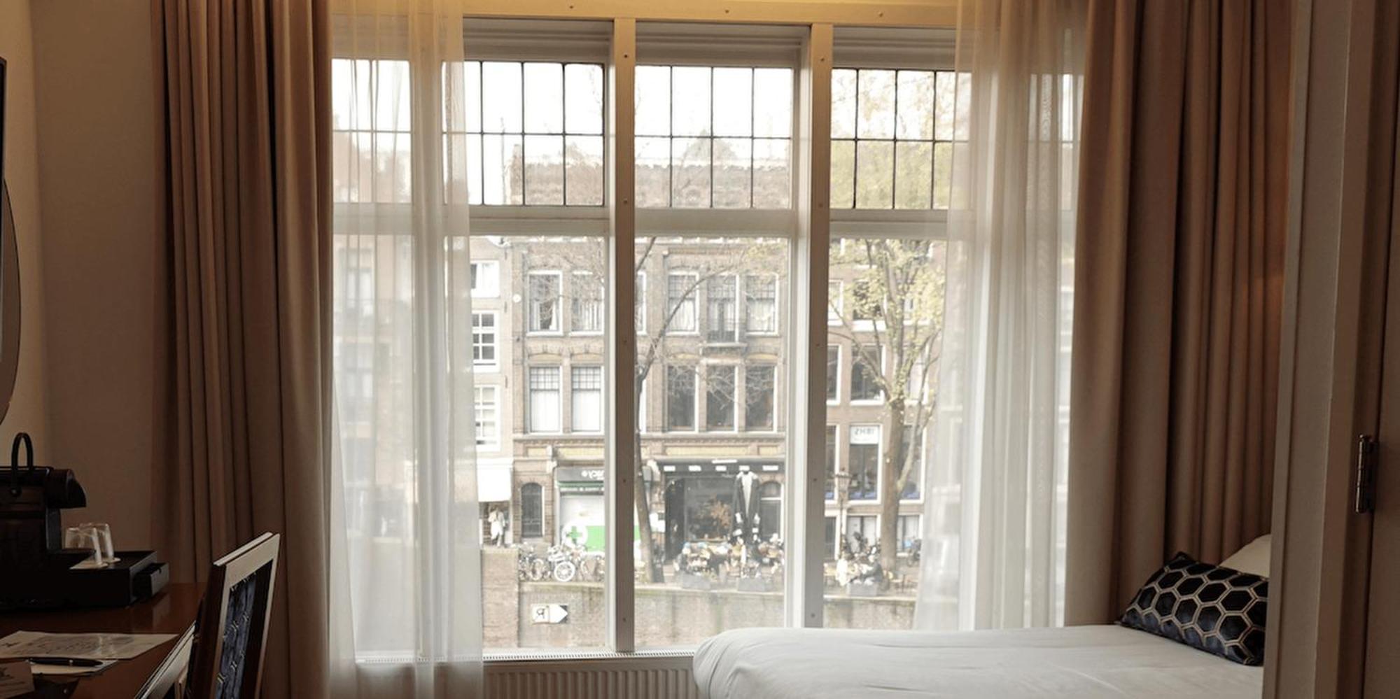 Single room Canal View thumbnail 5