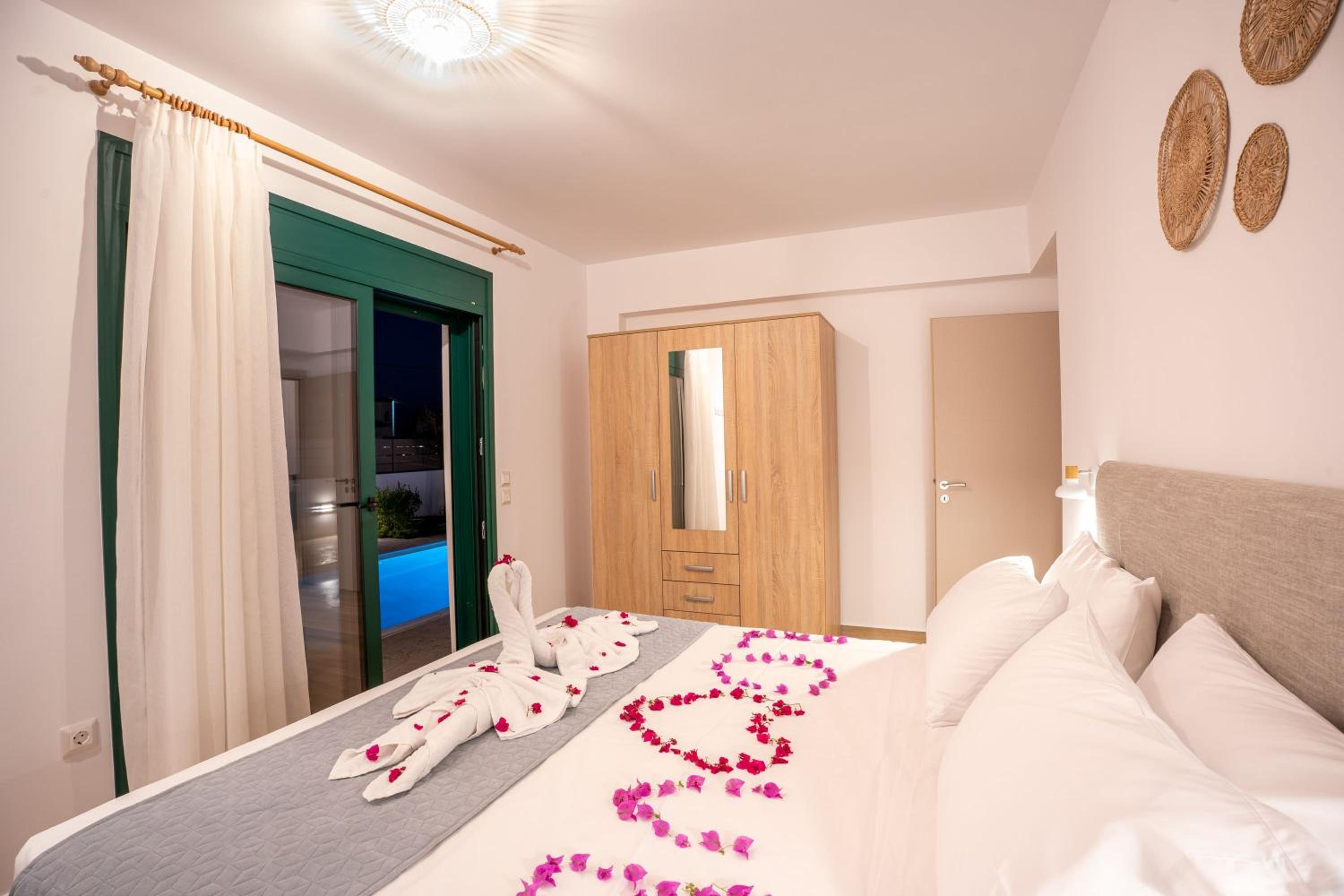Villa with Private Pool photo 1