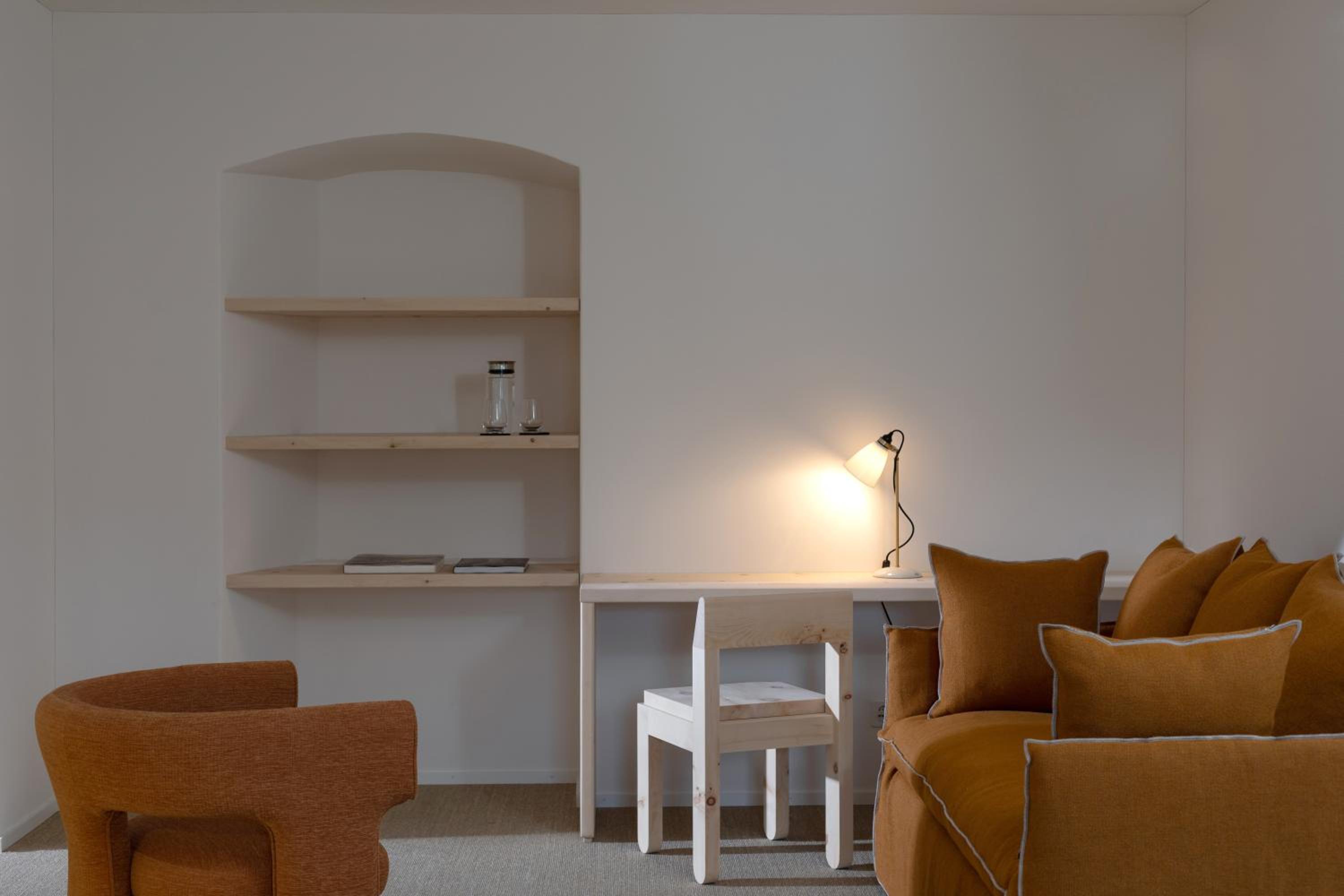 Deluxe Family Room photo 3