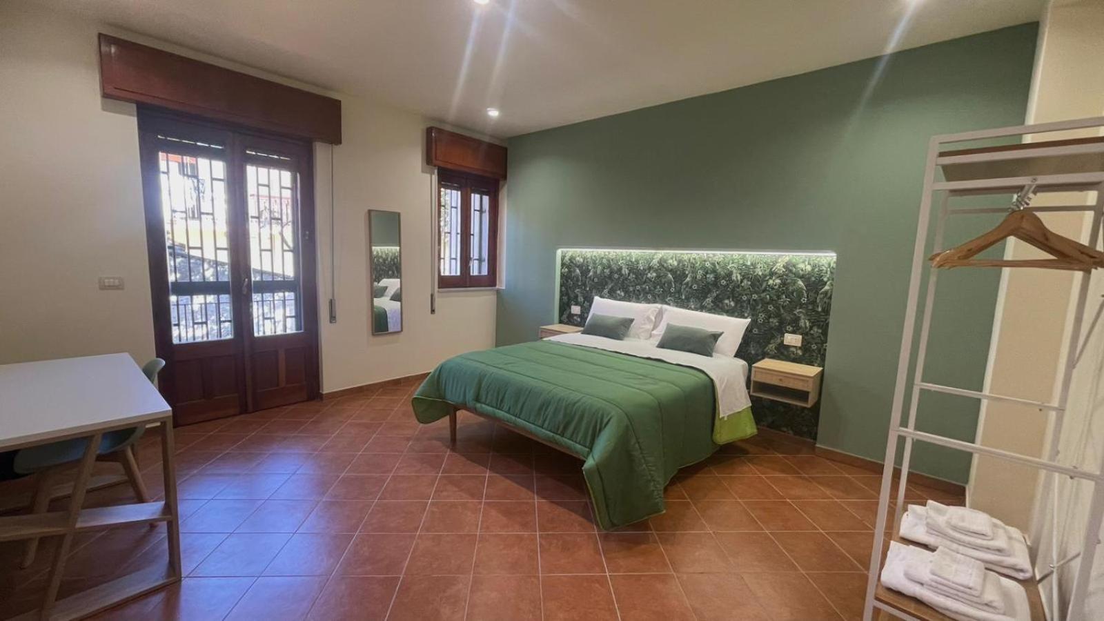 Economy Double Room photo 2