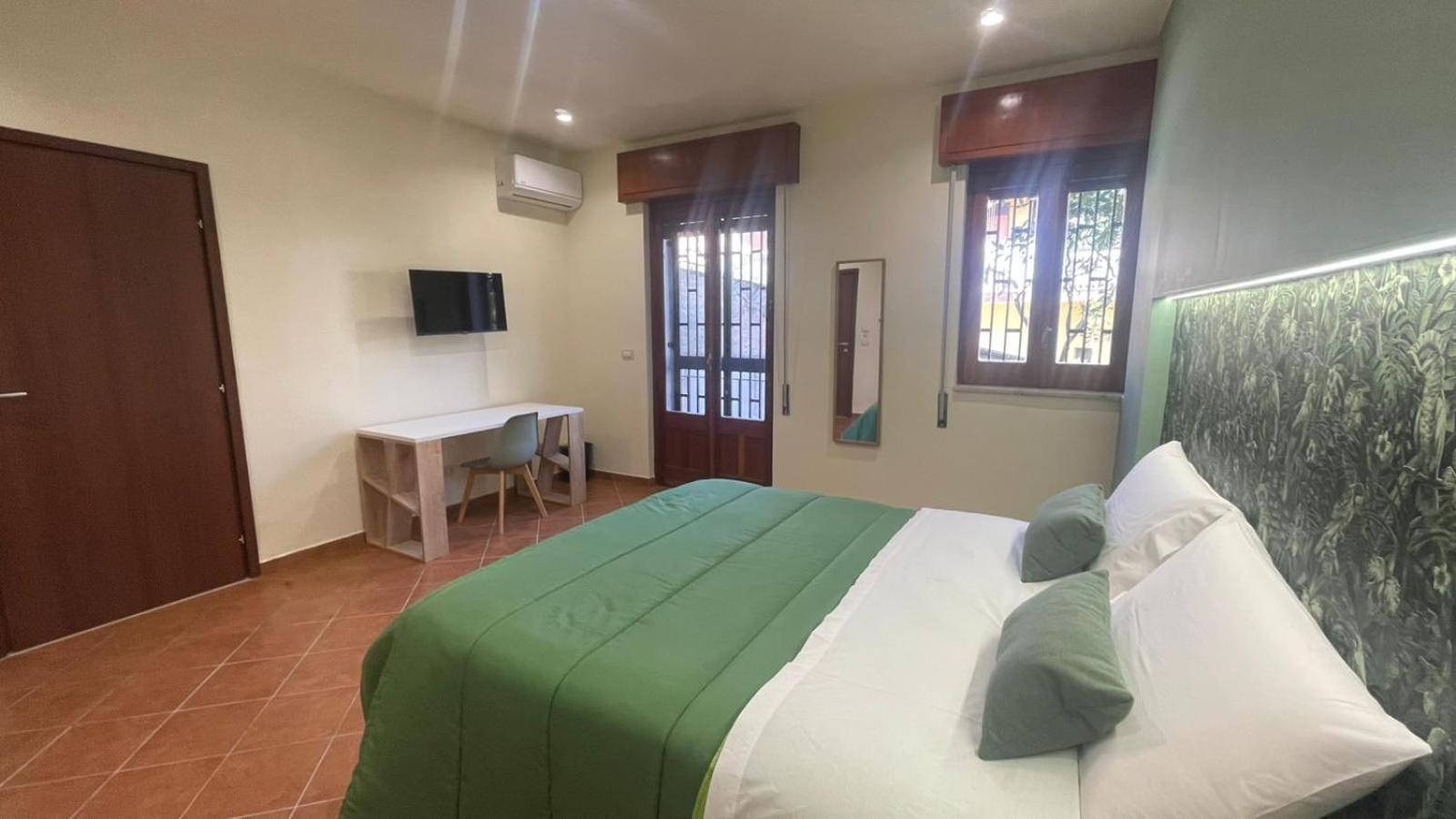 Economy Double Room photo 3